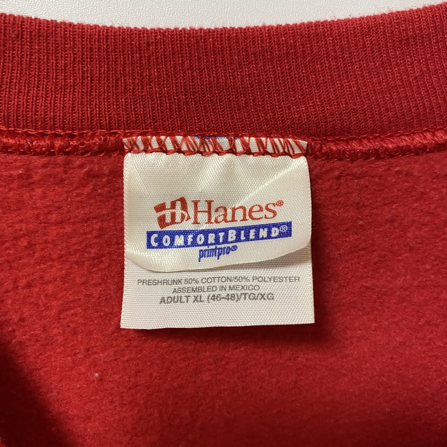 古着 used Hanes ヘインズ 長袖プリントスウェット トレーナー 松ぼっくり 赤 レッド ビッグシルエット XLサイズ