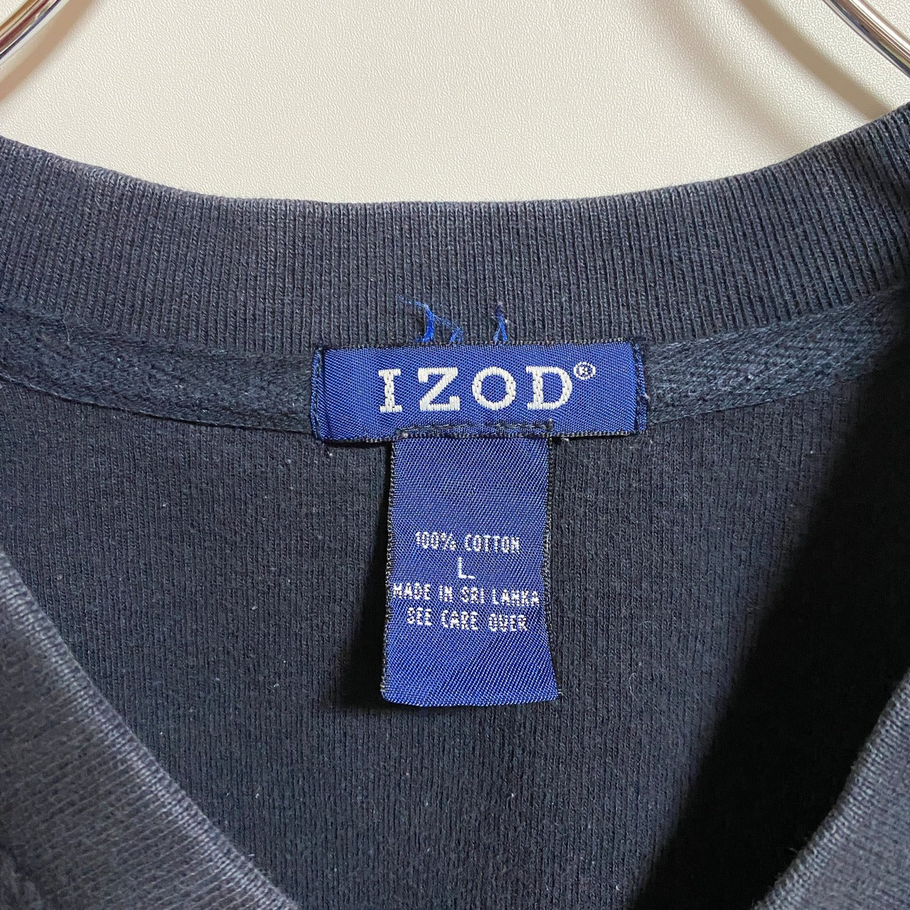 古着 used IZOD アイゾッド Vネックコットンベスト ワンポイントロゴ刺繍 ネイビー 紺色 シンプル Lサイズ
