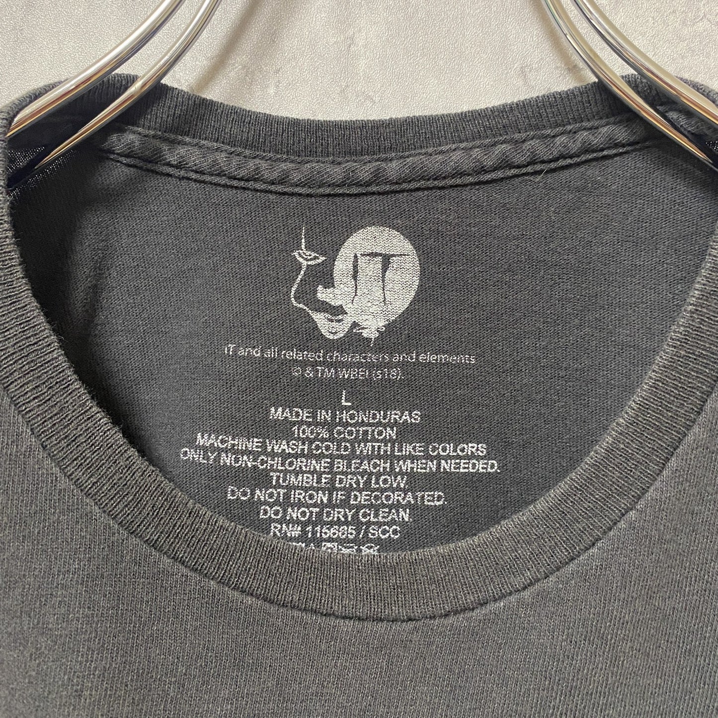 古着 used IT イット 半袖ムービープリントTシャツ 黒 ブラック ホラー 映画 ペニーワイズ キャラクター レトロデザイン