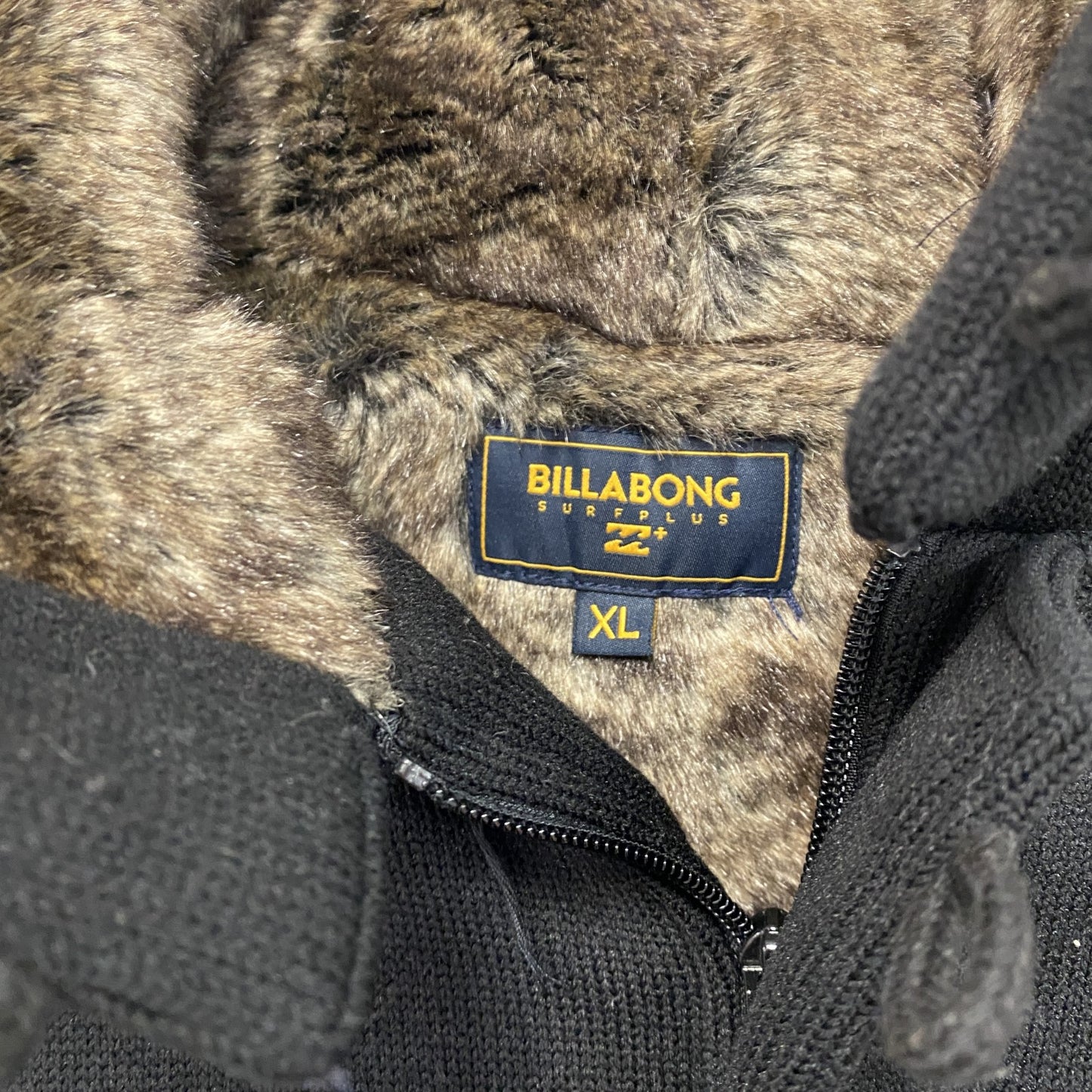 BILLABONG ビラボン フード付きジャケット 中綿入り 黒 ブラック XLサイズ