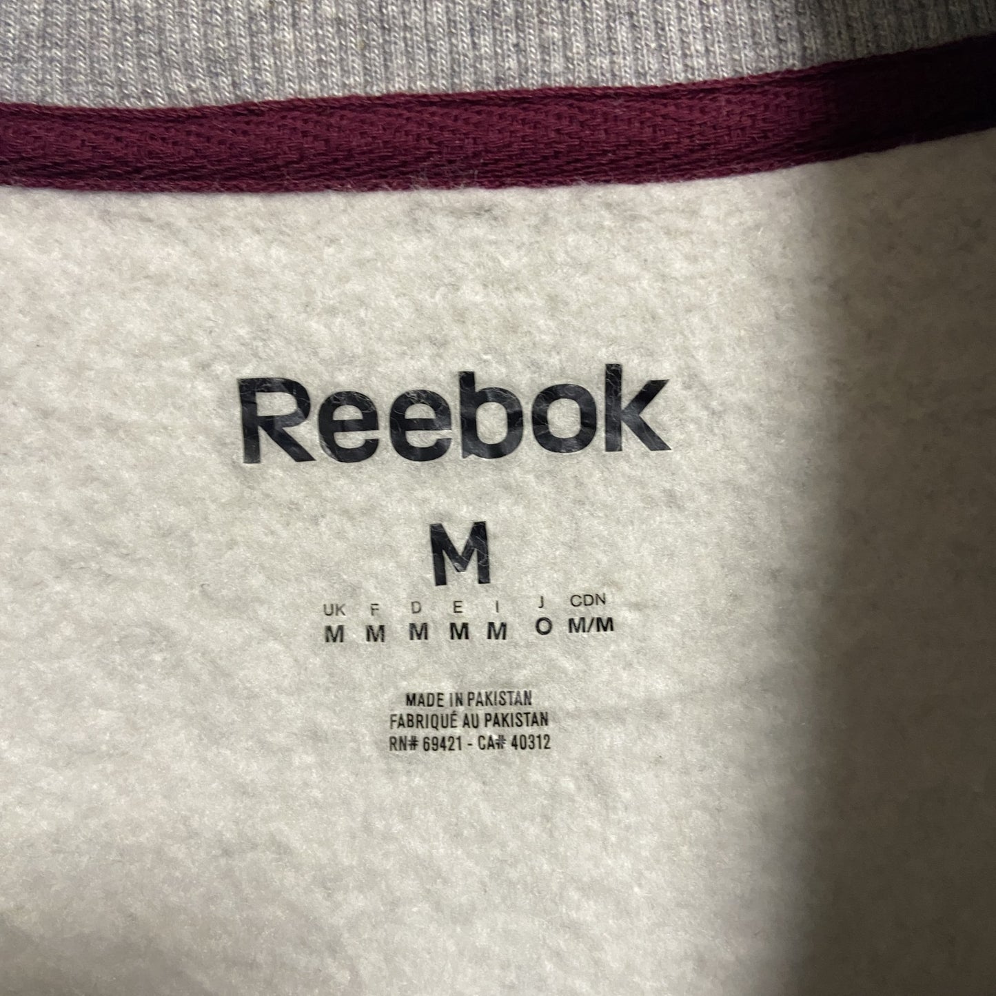 古着 used Reebok リーボック 長袖ワンポイントロゴ刺繍スウェット ハイネックトレーナー グレー 秋冬服 Mサイズ