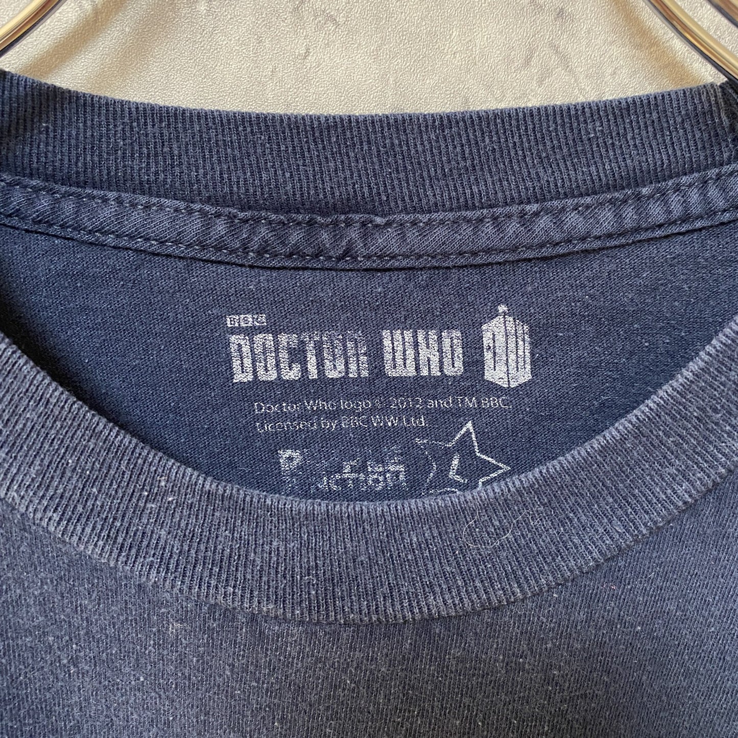 古着 used BEATLESパロディ 半袖プリントTシャツ ネイビー 紺 レトロデザイン 個性的 クルーネック Lサイズ