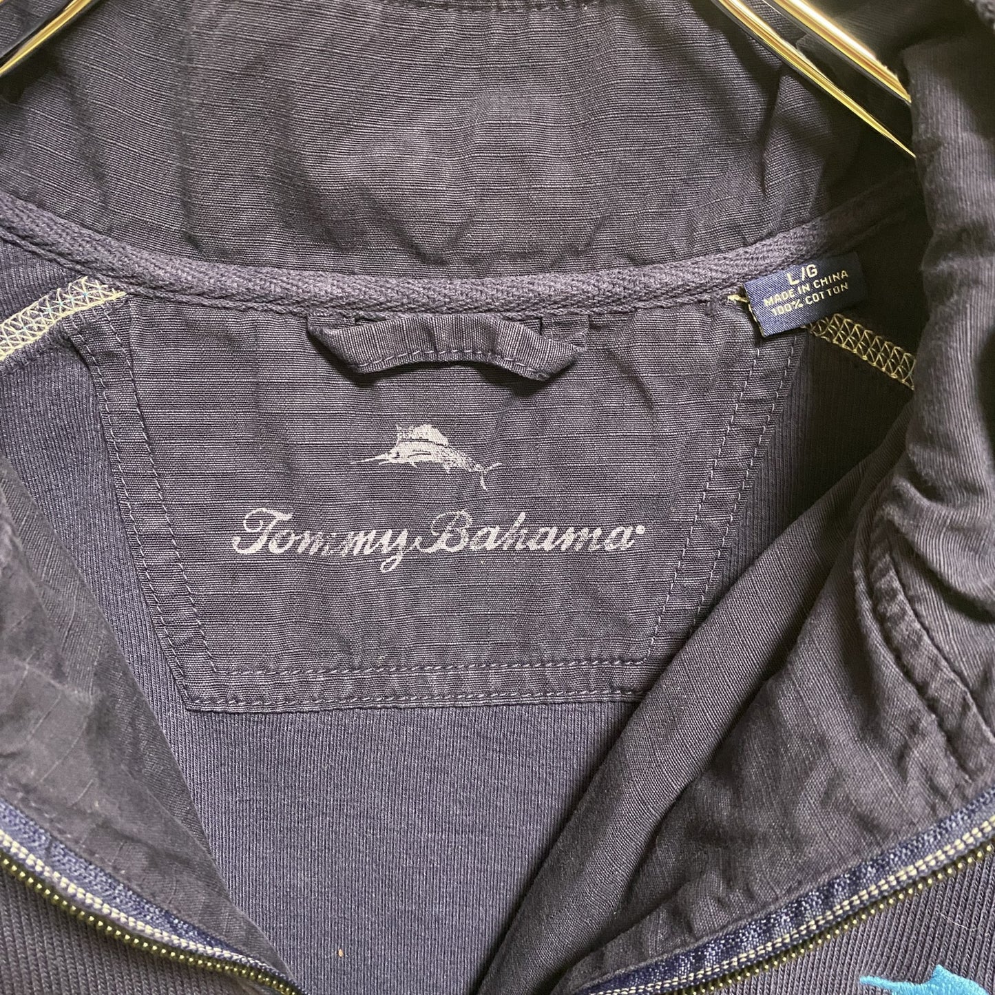 古着 used TOMMY BAHAMA 長袖ハーフジップスウェット トレーナー ワンポイント刺繍 ネイビー Lサイズ