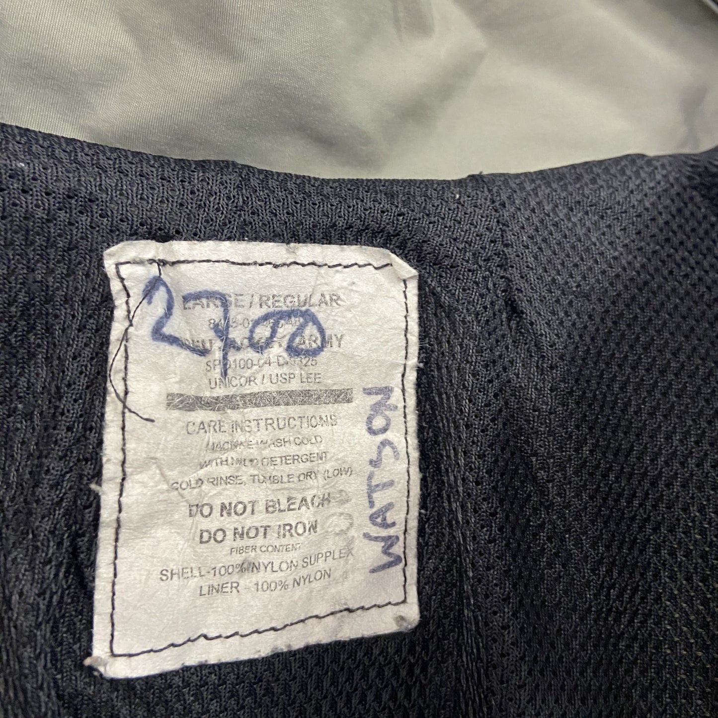 U.S.ARMY トレーニングジャケット ナイロンジャケット ミリタリー カーキ Lサイズ