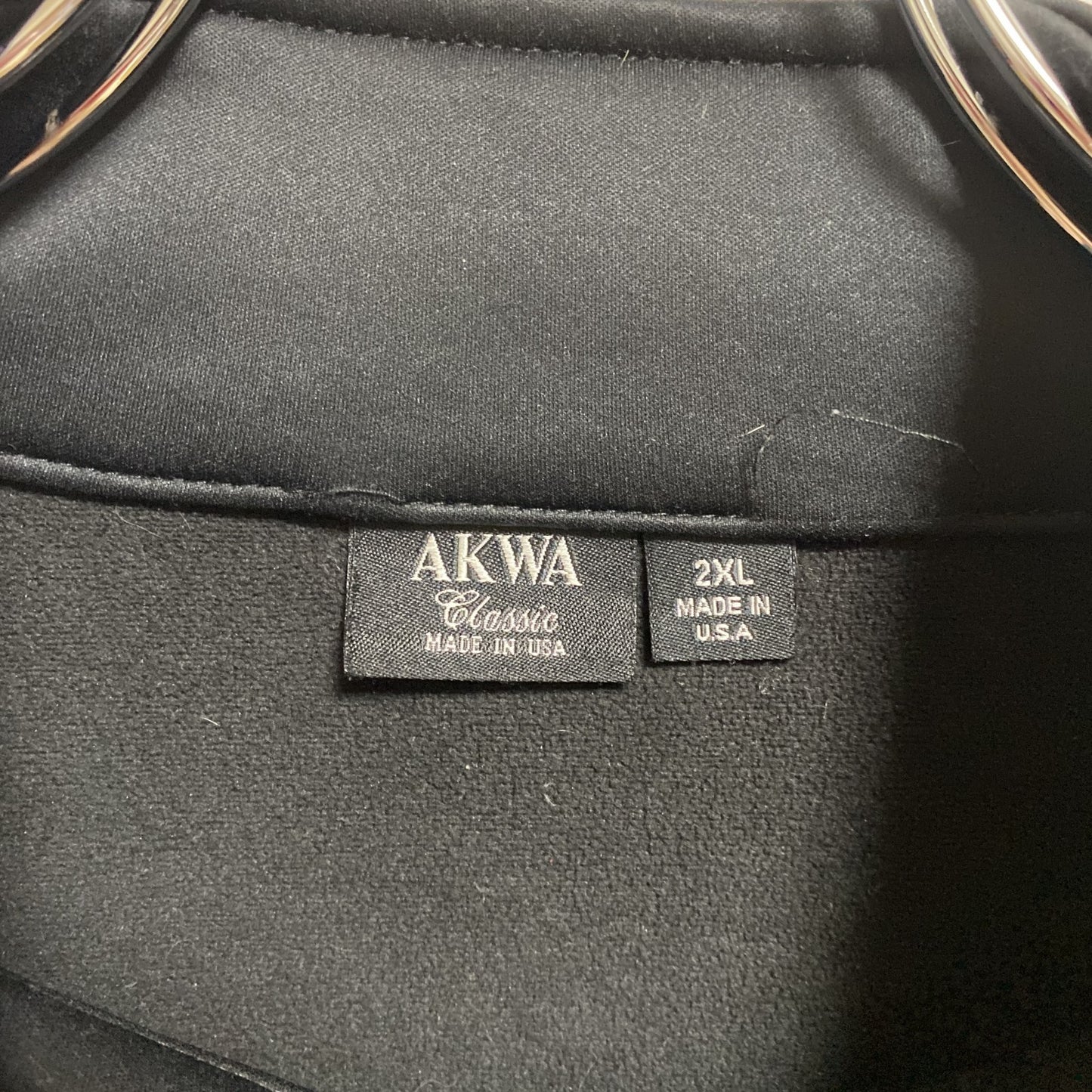 古着 used AKWA 長袖ワンポイント刺繍トラックジャケット ジャージ 黒 ブラック USA製 ビッグシルエット 2XLサイズ