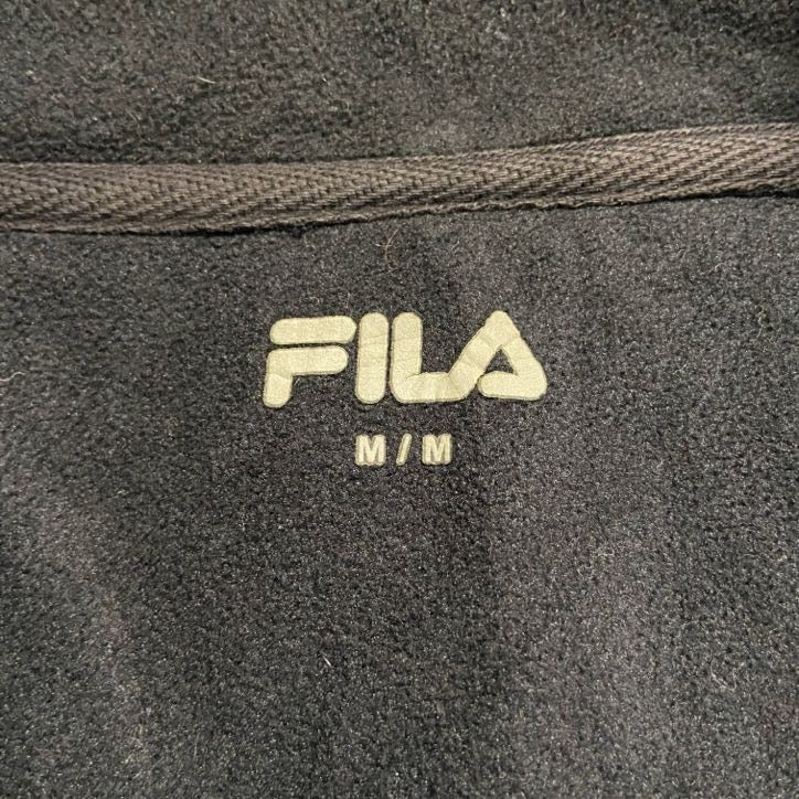 古着 used FILA フィラ 長袖ハイネックフリースジャケット ワンポイント刺繍 シンプル 黒 ブラック 秋冬服 Mサイズ