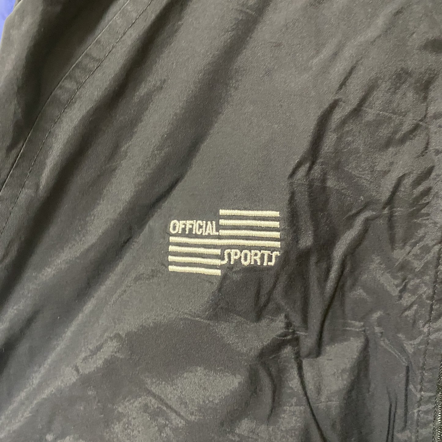 古着 used　NISOA　長袖デザインナイロンジャケット　ジップアップ　ワンポイントロゴ刺繍　ハイネック　黒　紫　Lサイズ