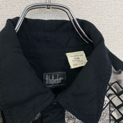 古着 used　長袖総柄シャツ　黒　ブラック　モノトーン　幾何学模様　レトロデザイン　個性的アート　切り替え柄　