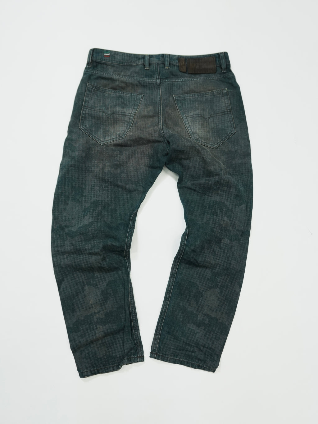 DIESEL　ディーゼル　NARROT　ナロット　0811M　デニムパンツ/ジーンズ　ボタンフライ　インディゴ　W29サイズ