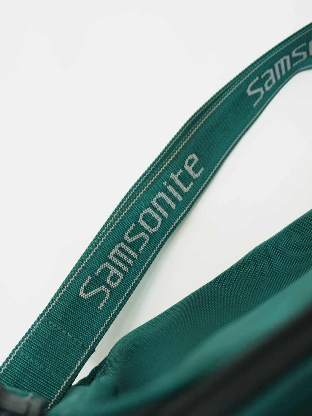 Samsonite　サムソナイト　ショルダーバッグ　ターコイズブルー　エメラルドグリーン