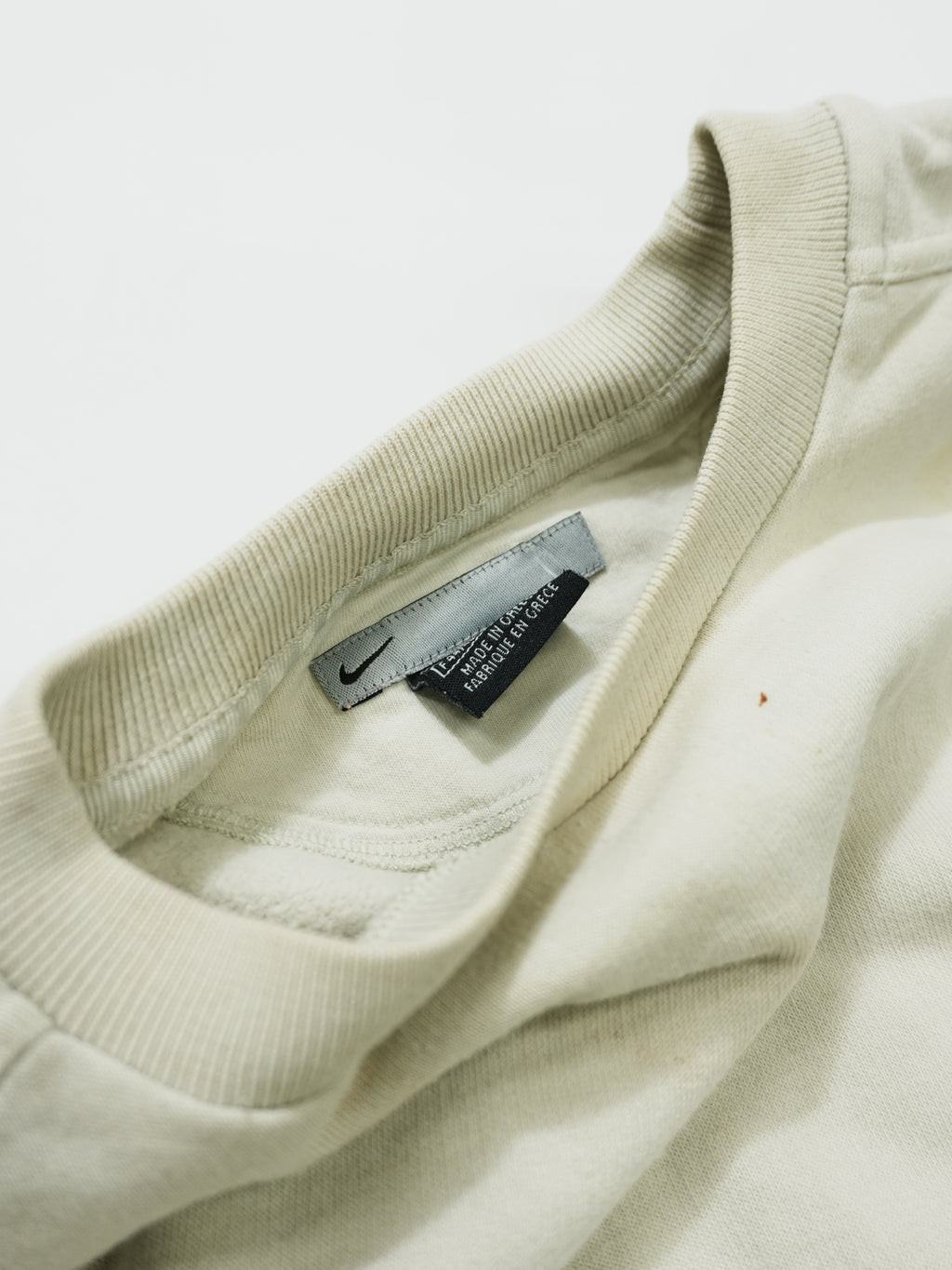 NIKE　ナイキ　スウェット/トレーナー　刺繍ロゴ　ベージュ　Sサイズ　