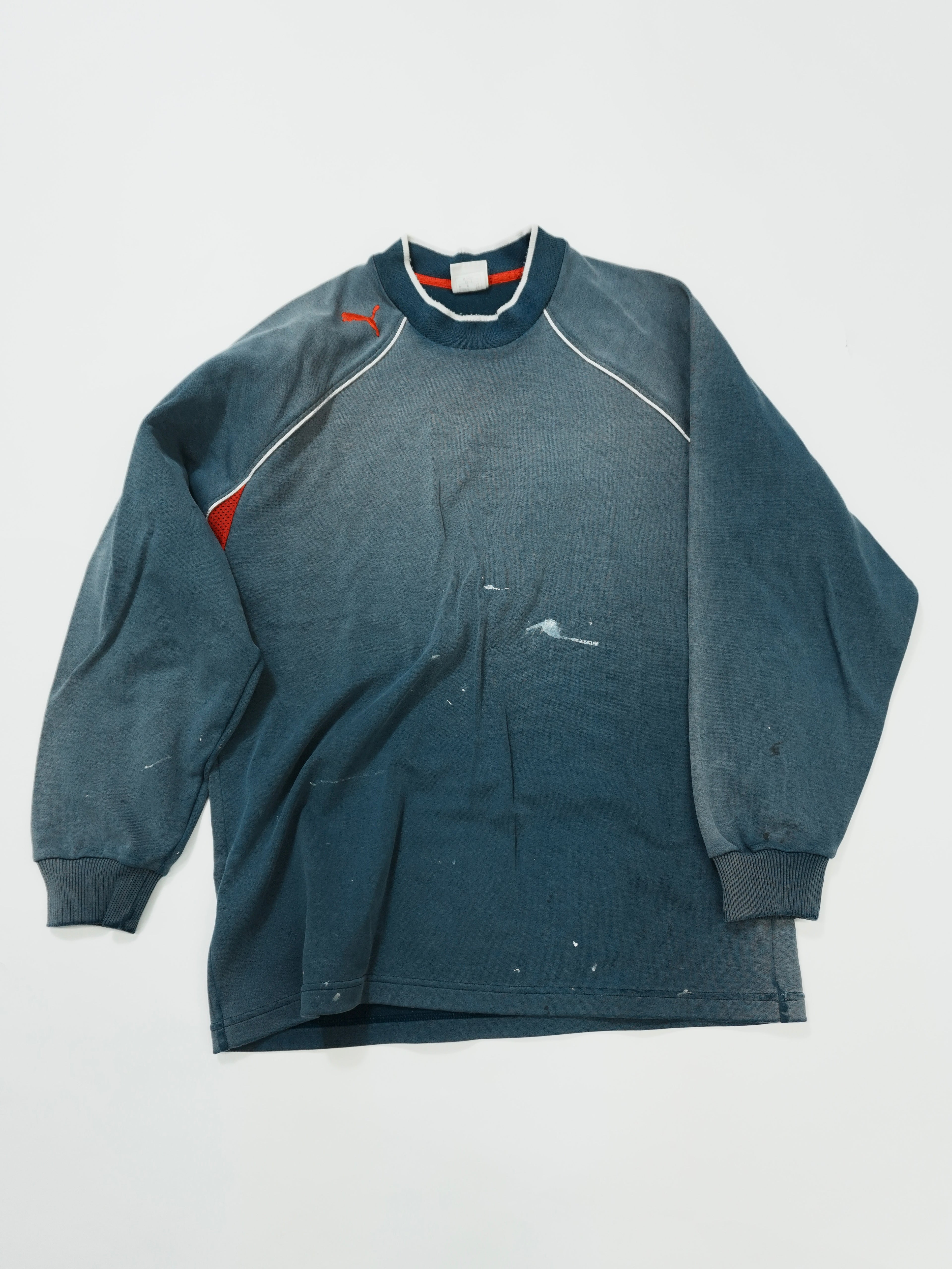 PUMA　プーマ　スウェット/トレーナー　フェード　ラグランスリーブ　刺繍ロゴ　ワンポイント　紺　ネイビー　Mサイズ