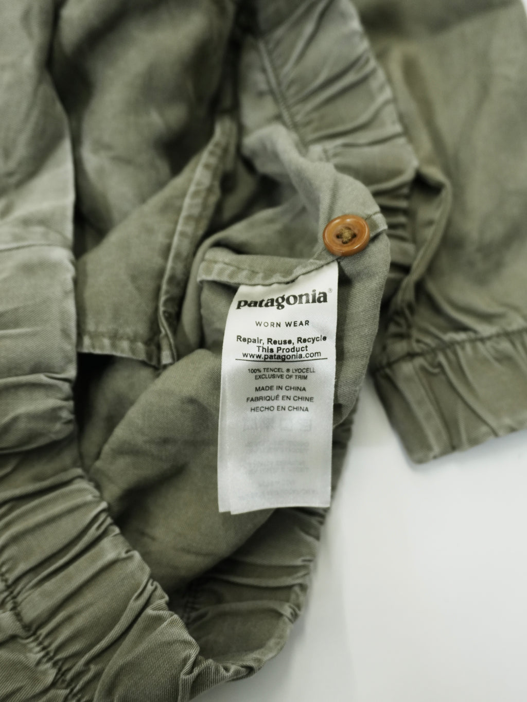 Patagonia　パタゴニア　フルジップジャケット　ボンバージャケット　カーキ　XSサイズ
