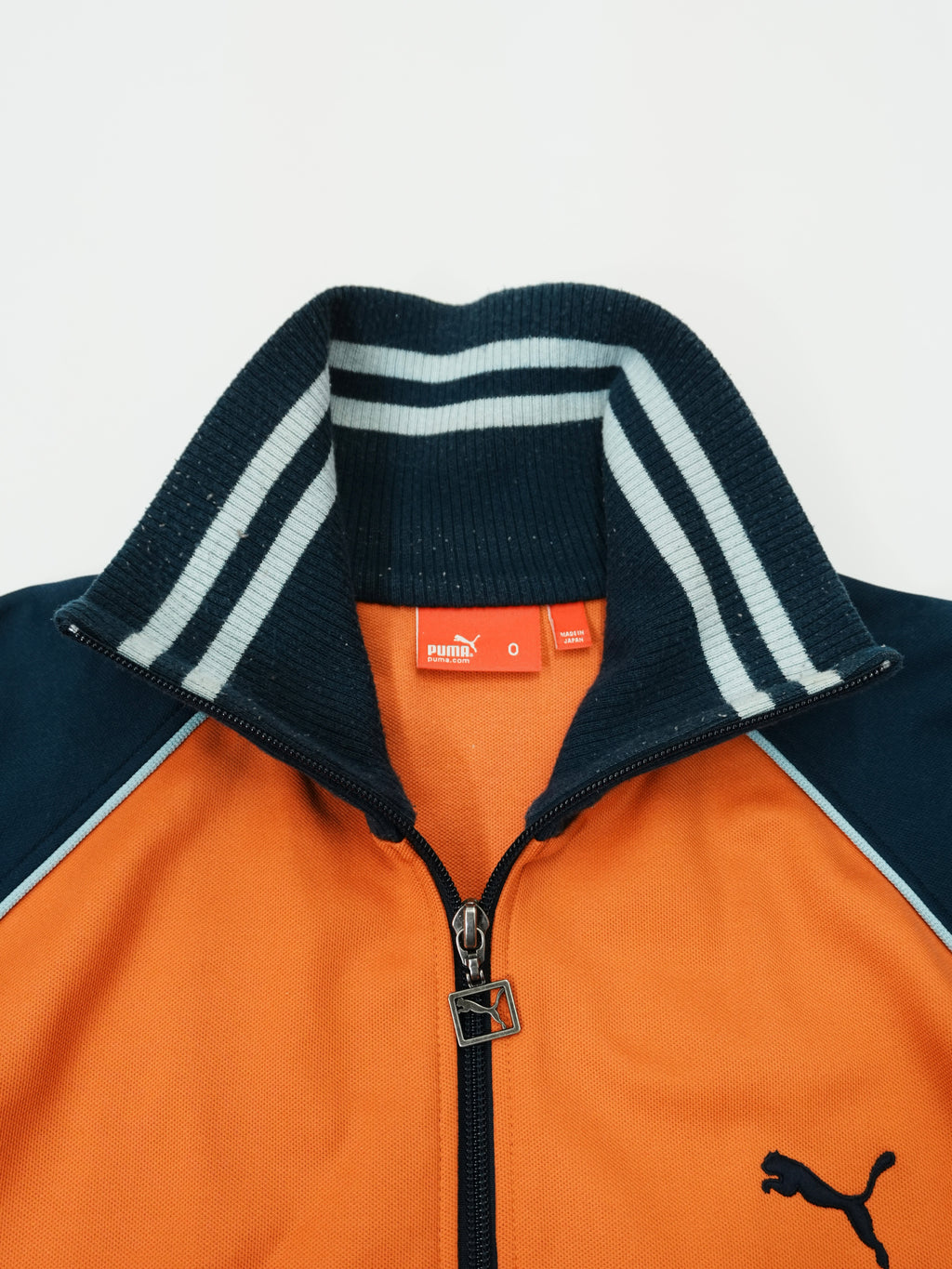 PUMA　プーマ　トラックジャケット/ジャージ　ラグランスリーブ　ジップポケット　ワンポイント　オレンジ　Oサイズ