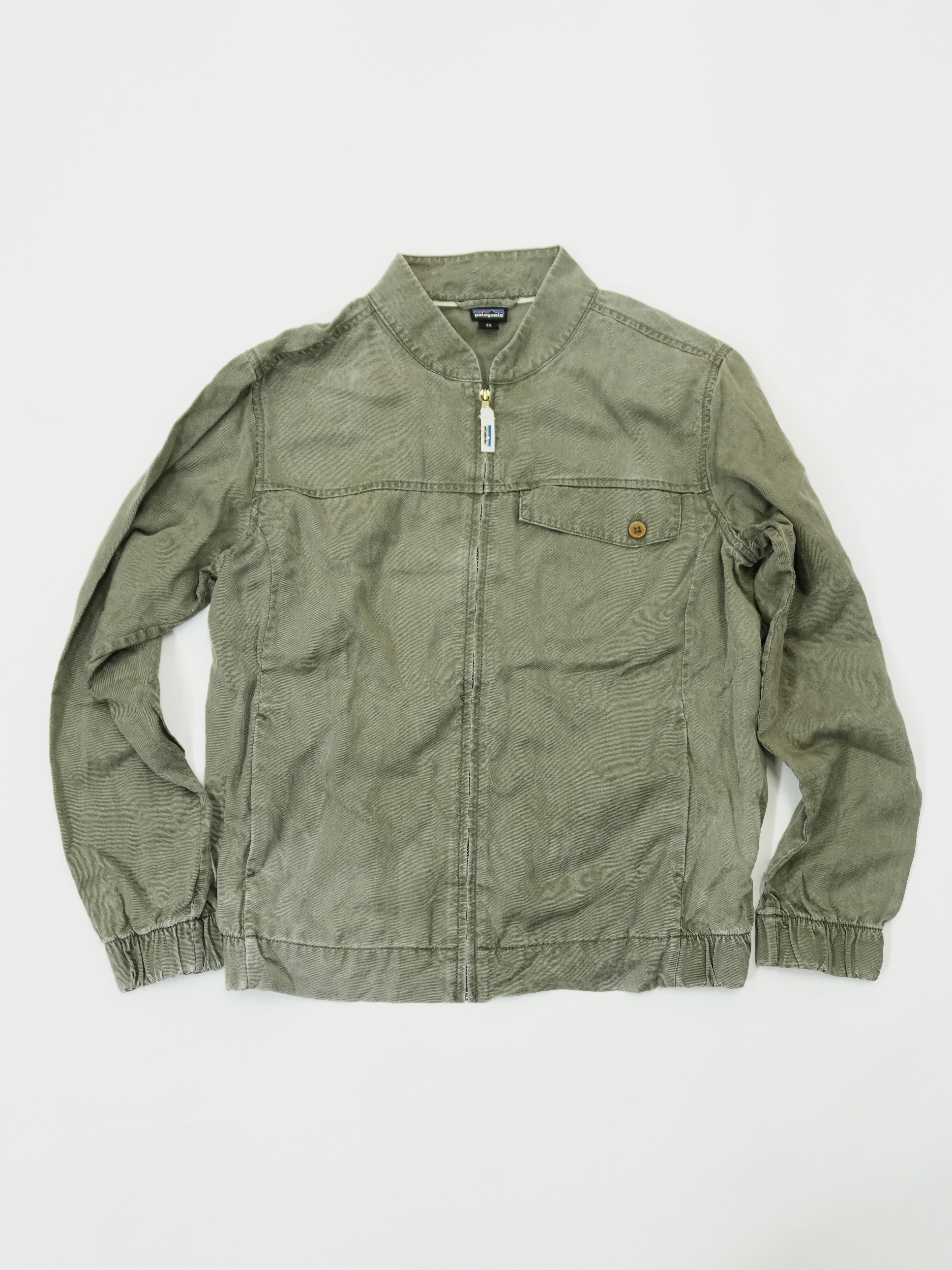 Patagonia　パタゴニア　フルジップジャケット　ボンバージャケット　カーキ　XSサイズ