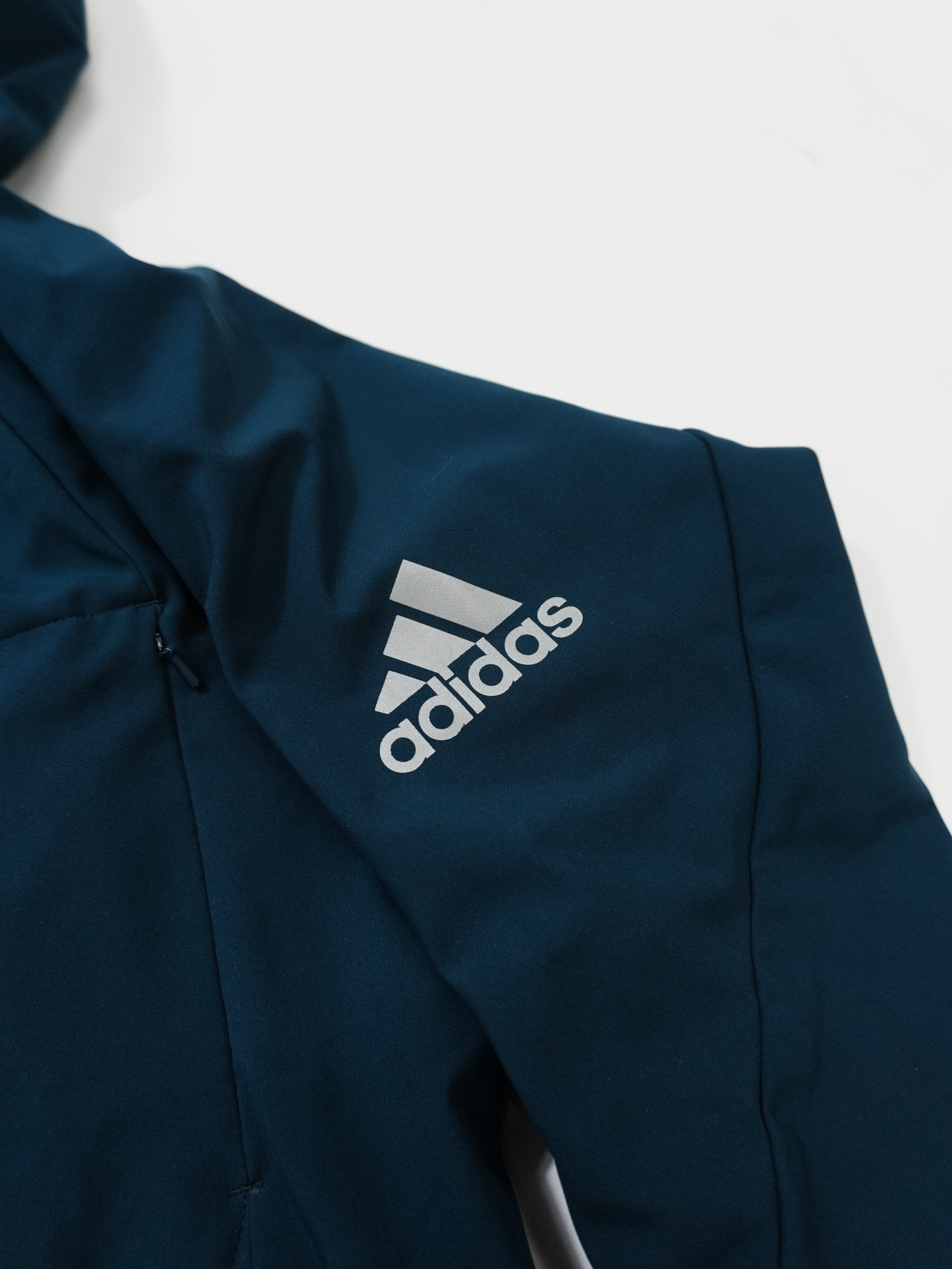 adidas　アディダス　フルジップウルトラウォームジャケット　フーデッドジャケット　紺　ネイビー　Lサイズ