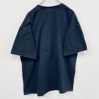 GILDAN　ギルダン　META FIVE　半袖プリントパロディTシャツ　デカロゴ　英字プリント　黒　ブラック　XLサイズ