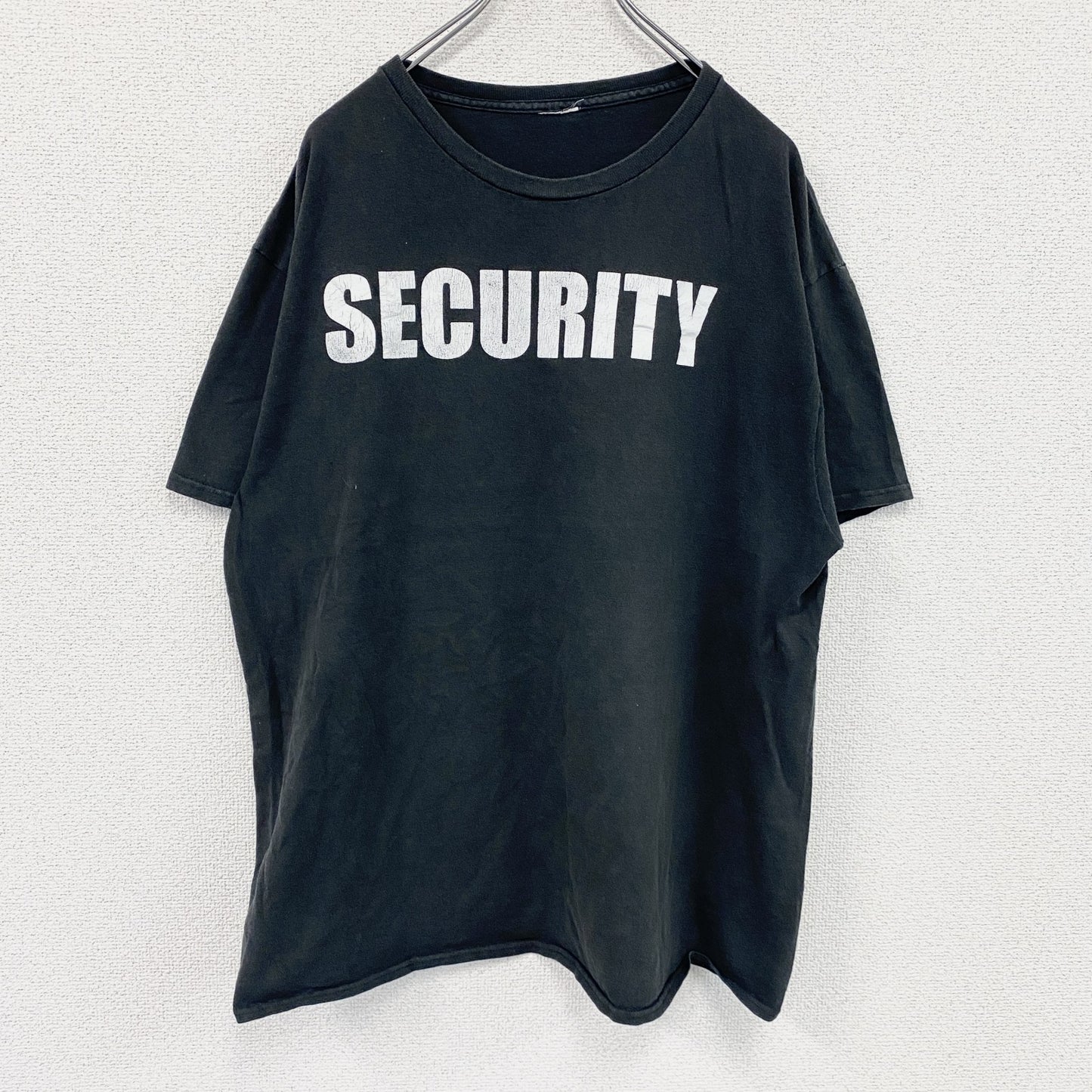 半袖プリントTシャツ　両面プリント　SECURITY　英字プリント　デカロゴ　クルーネック　黒　ブラック
