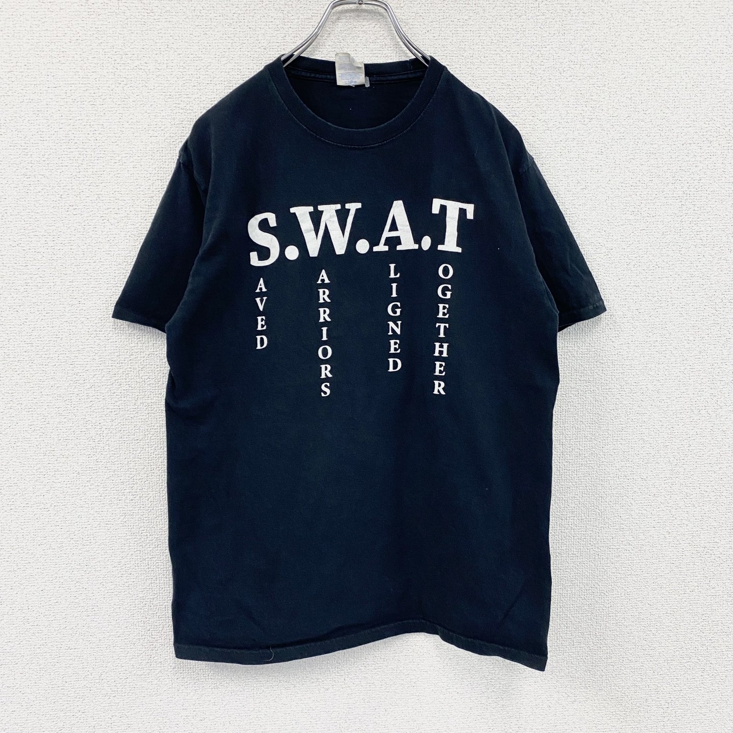PORT＆COMPANY　半袖プリントメッセージTシャツ　S.W.A.T　英字プリント 　黒　ブラック　Mサイズ