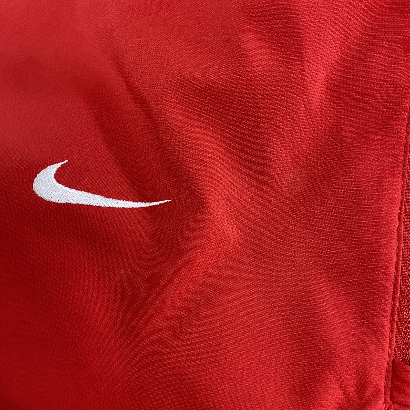 NIKE　ナイキ　半袖ハーフジッププルオーバージャケット　スウッシュロゴ　赤　XLサイズ