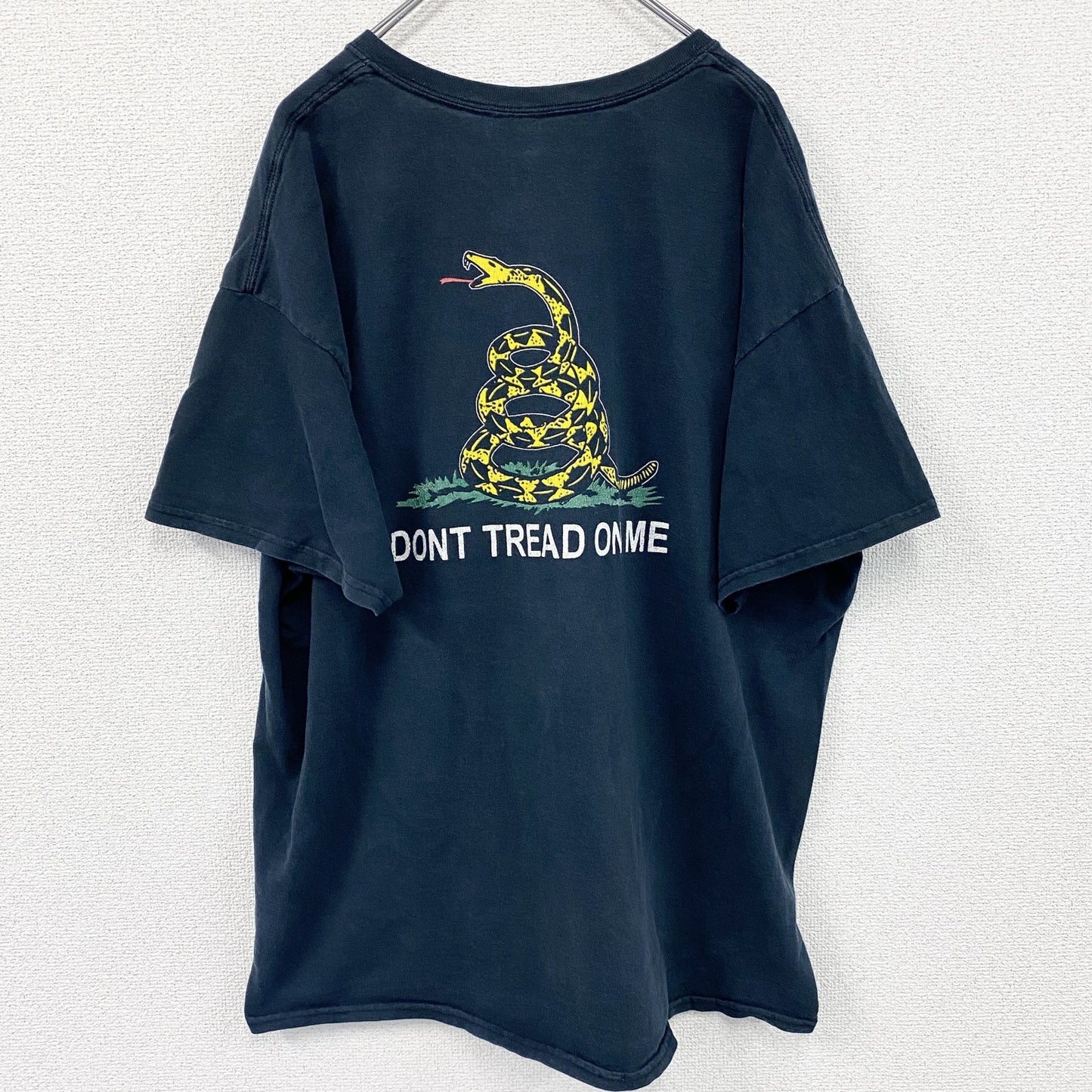 00s　GILDAN　ギルダン　半袖Tシャツ　DON'T TREAD ON ME　ガズデン旗　黒　ブラック　2XLサイズ