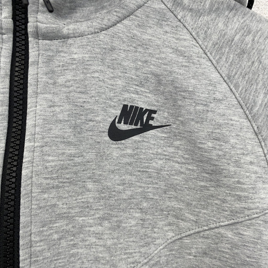 NIKE　ナイキ　フルジップスウェットパーカー/フーディー　ハの字ポケット　スウッシュ　霜降りグレー　Mサイズ