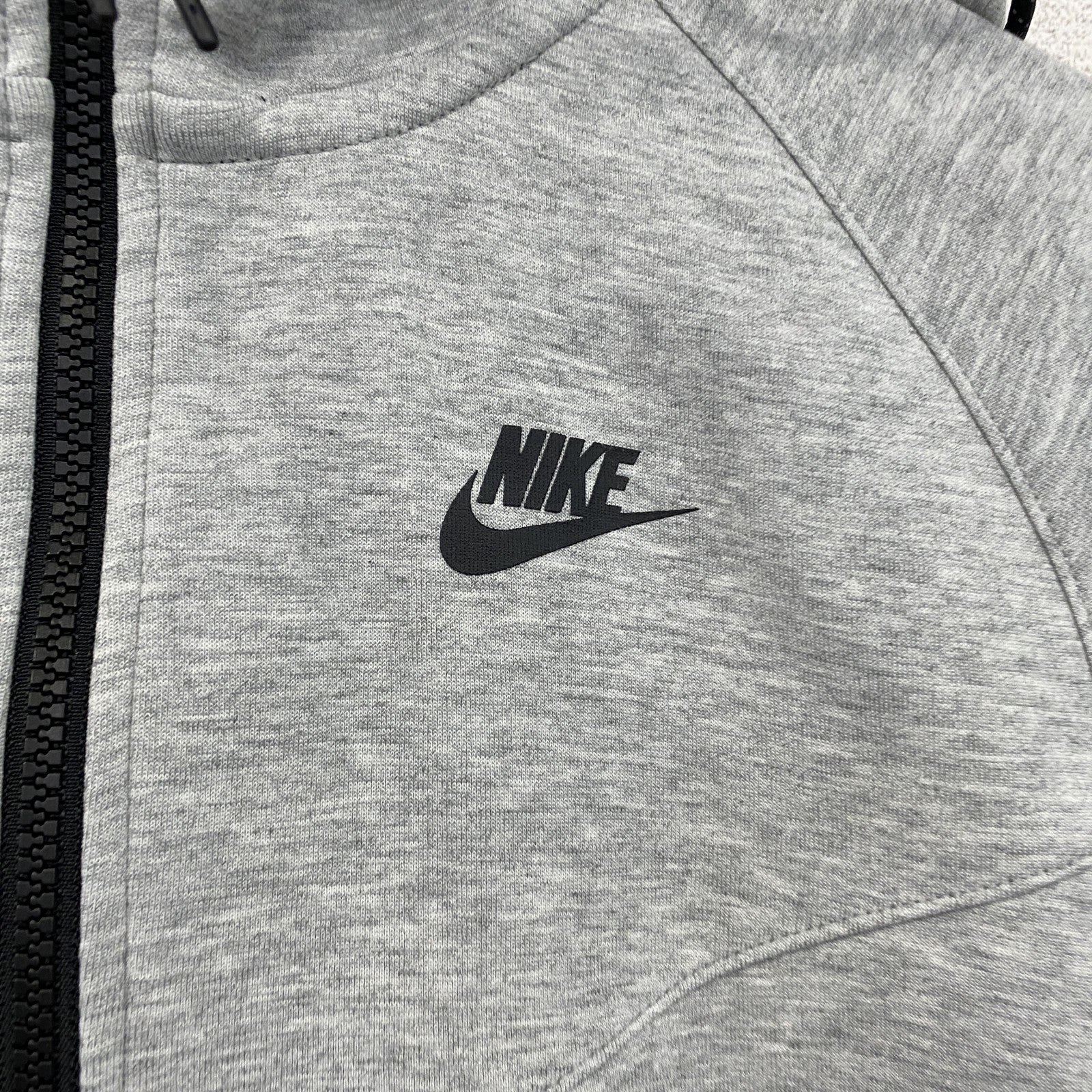 NIKE　ナイキ　フルジップスウェットパーカー/フーディー　ハの字ポケット　スウッシュ　霜降りグレー　Mサイズ