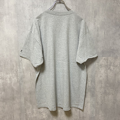 古着 used　RUSSELL ラッセル　インディアナフージャース　大学バスケ　半袖カレッジプリントTシャツ　グレー　スポーツ