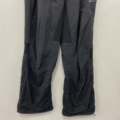 00s　NIKE　ナイキ　トラックパンツ　ナイロンパンツ　スウッシュ　ヴィンテージ　黒　ブラック　Lサイズ