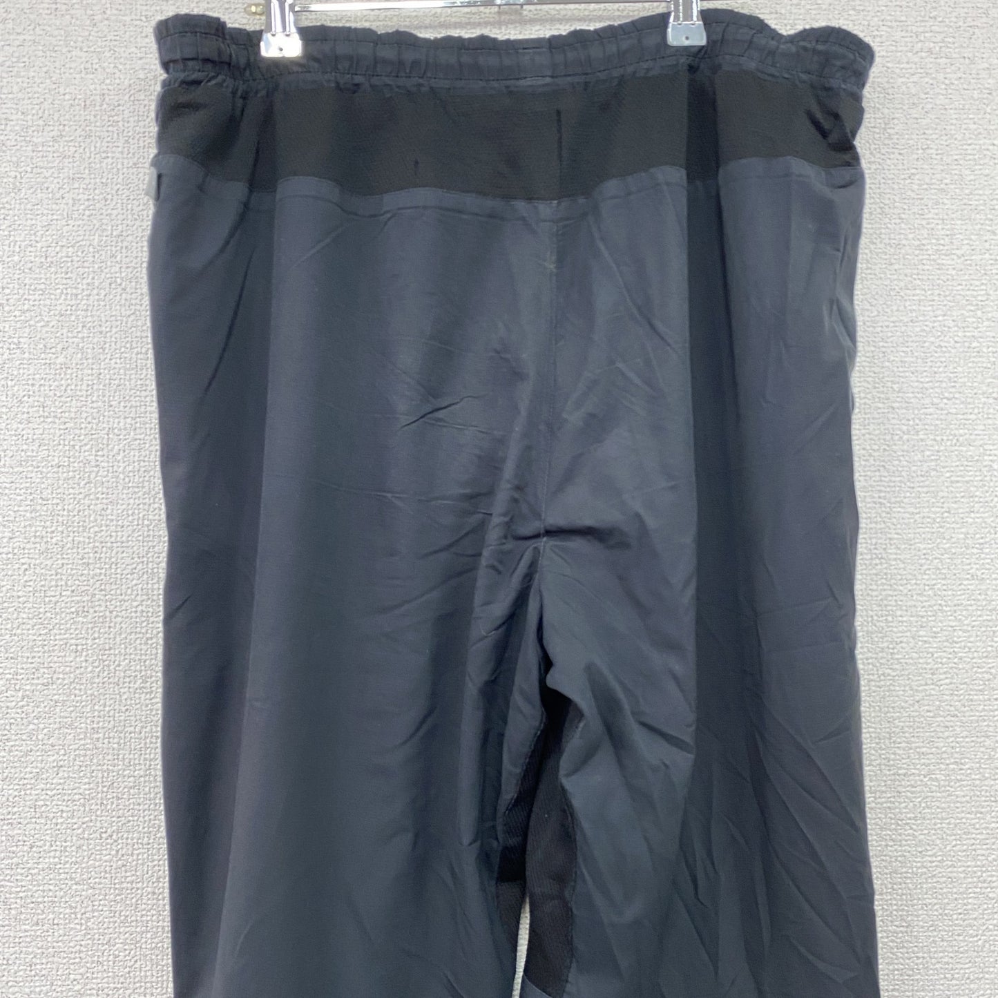 00s　NIKE　ナイキ　トラックパンツ　ナイロンパンツ　スウッシュ　ヴィンテージ　黒　ブラック　Lサイズ