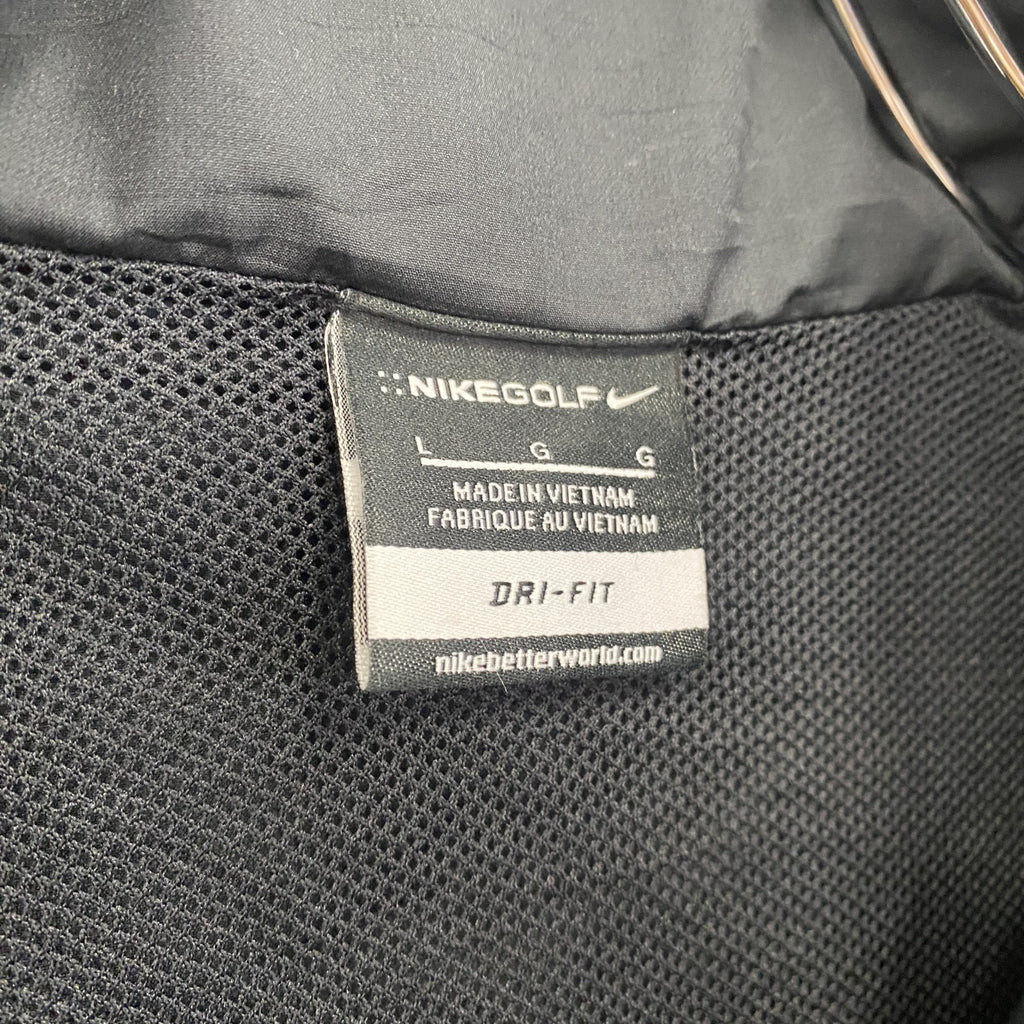古着 used　NIKE GOLF　ナイキゴルフ　ハーフジップナイロン刺繍ジャケット　黒　ブラック　Lサイズ