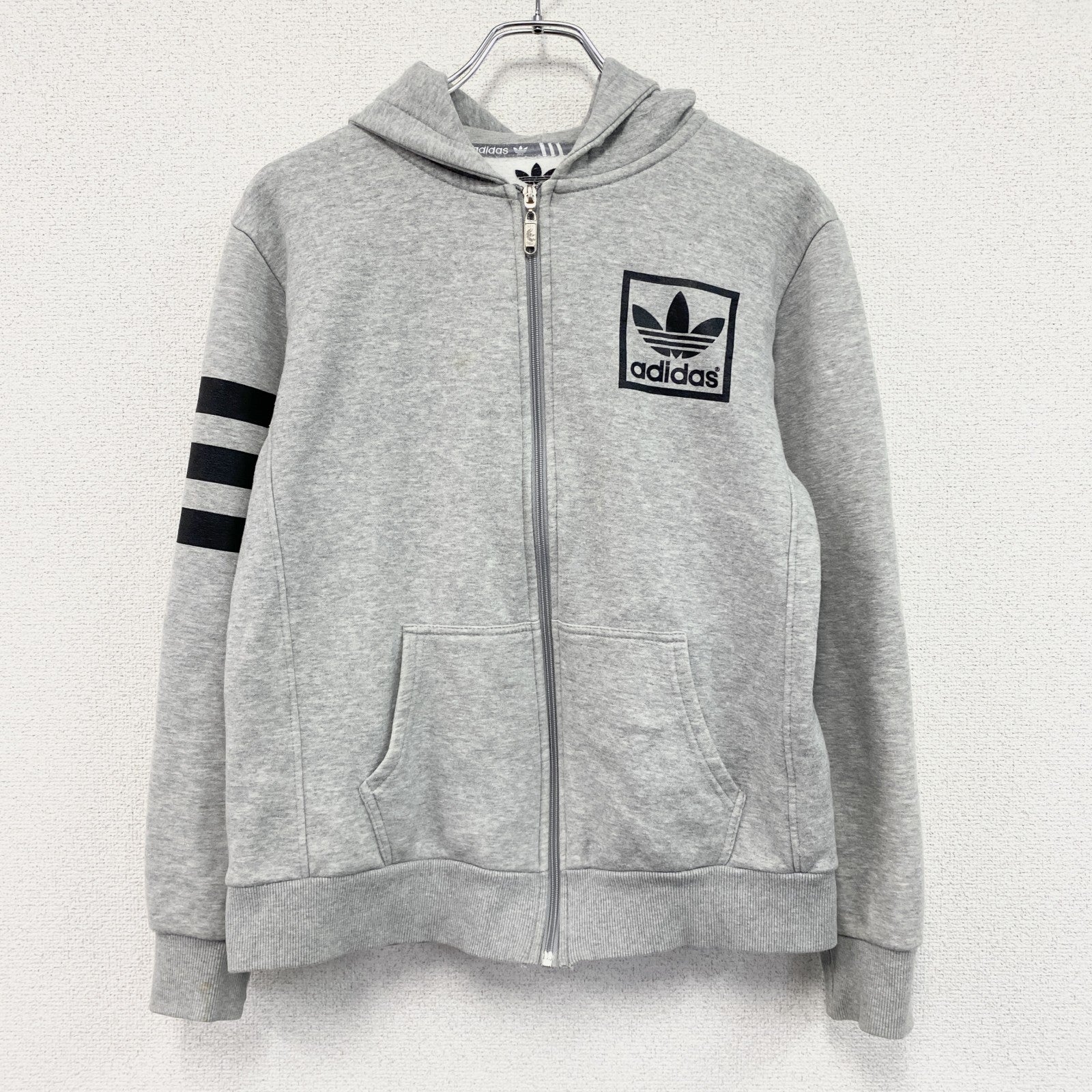 adidas　アディダス　フルジップスウェットパーカー/フーディー　グレー　Lサイズ