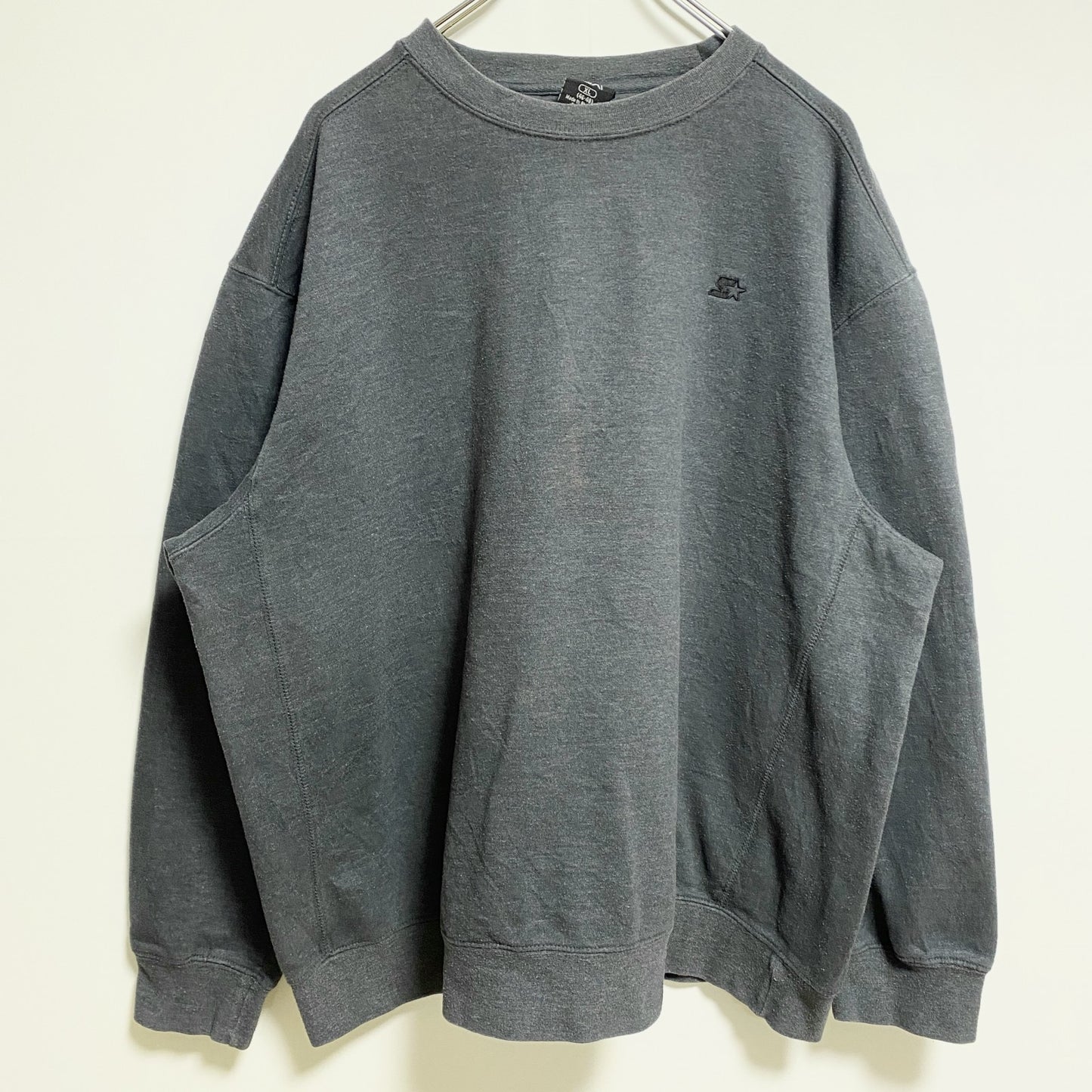 古着 used　STARTER スターター　長袖ワンポイントロゴ刺繍スウェット　トレーナー　クルーネック　グレー　XLサイズ
