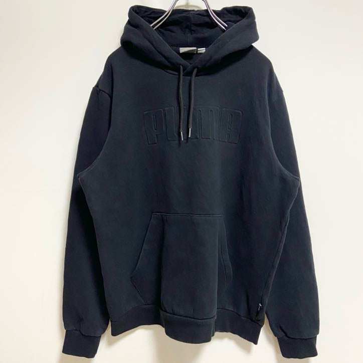 古着 used　PUMA　プーマ　長袖ロゴ立体パーカー　スウェットプルオーバー　シンプル　黒　ブラック　秋冬服　Lサイズ