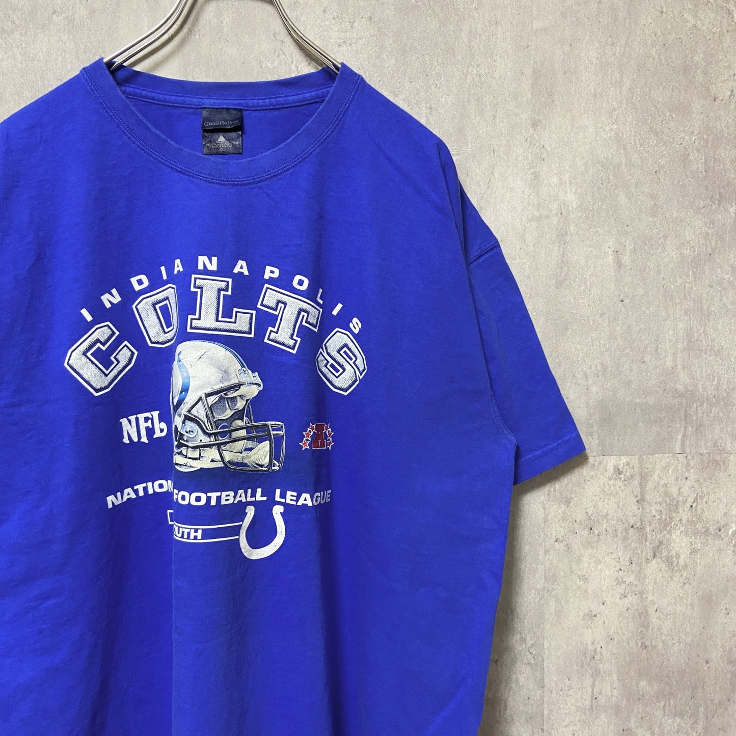 古着 used　NFL　INDIANAPOLIS COLTS　アメフト　半袖オフィシャルプリントTシャツ　青　ブルー　スポーツ