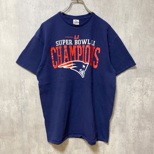 古着 used　NFL　SUPER BOWL CHAMPIONS　アメフト　半袖プリントTシャツ　スポーツ　ネイビー　紺　Lサイズ