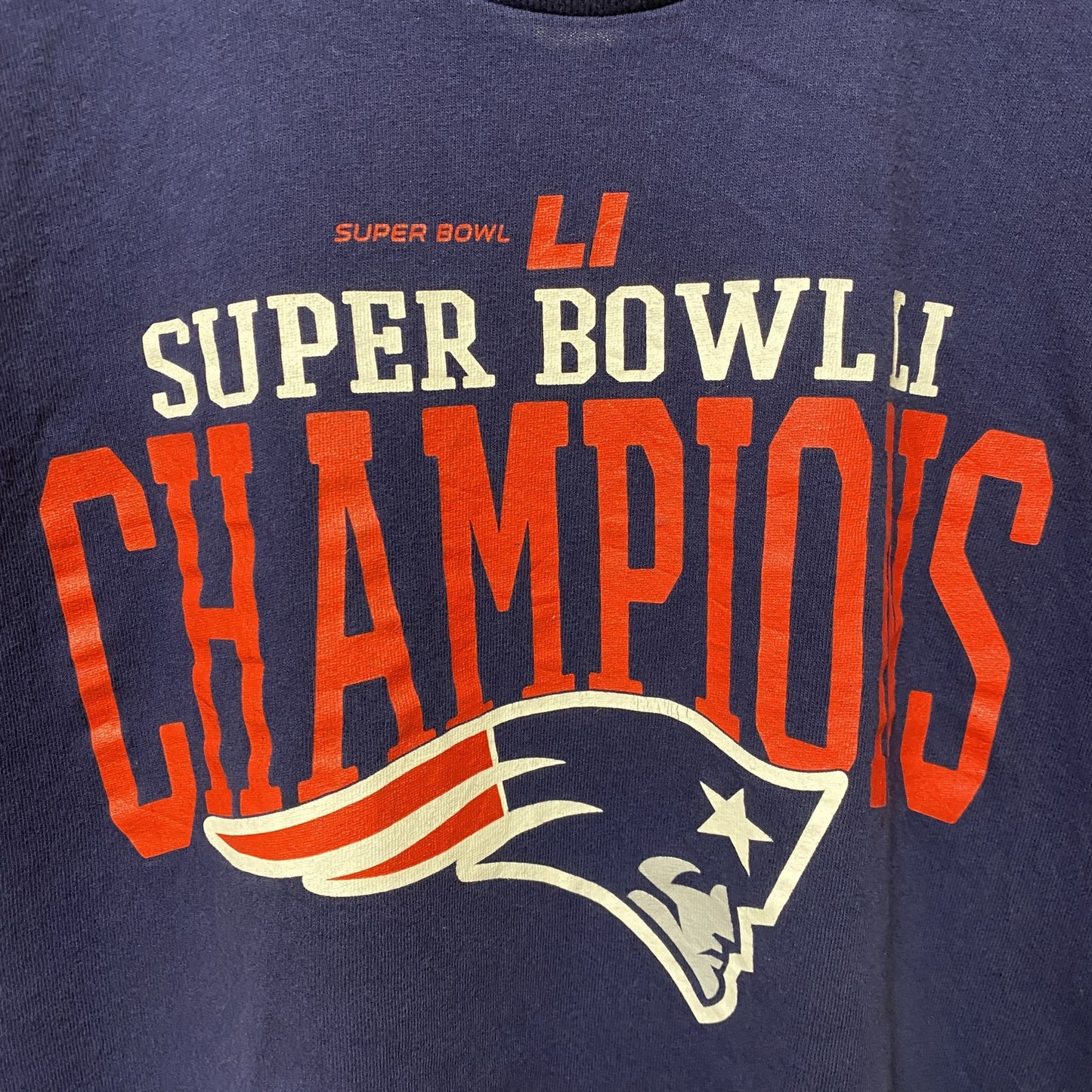 古着 used　NFL　SUPER BOWL CHAMPIONS　アメフト　半袖プリントTシャツ　スポーツ　ネイビー　紺　Lサイズ
