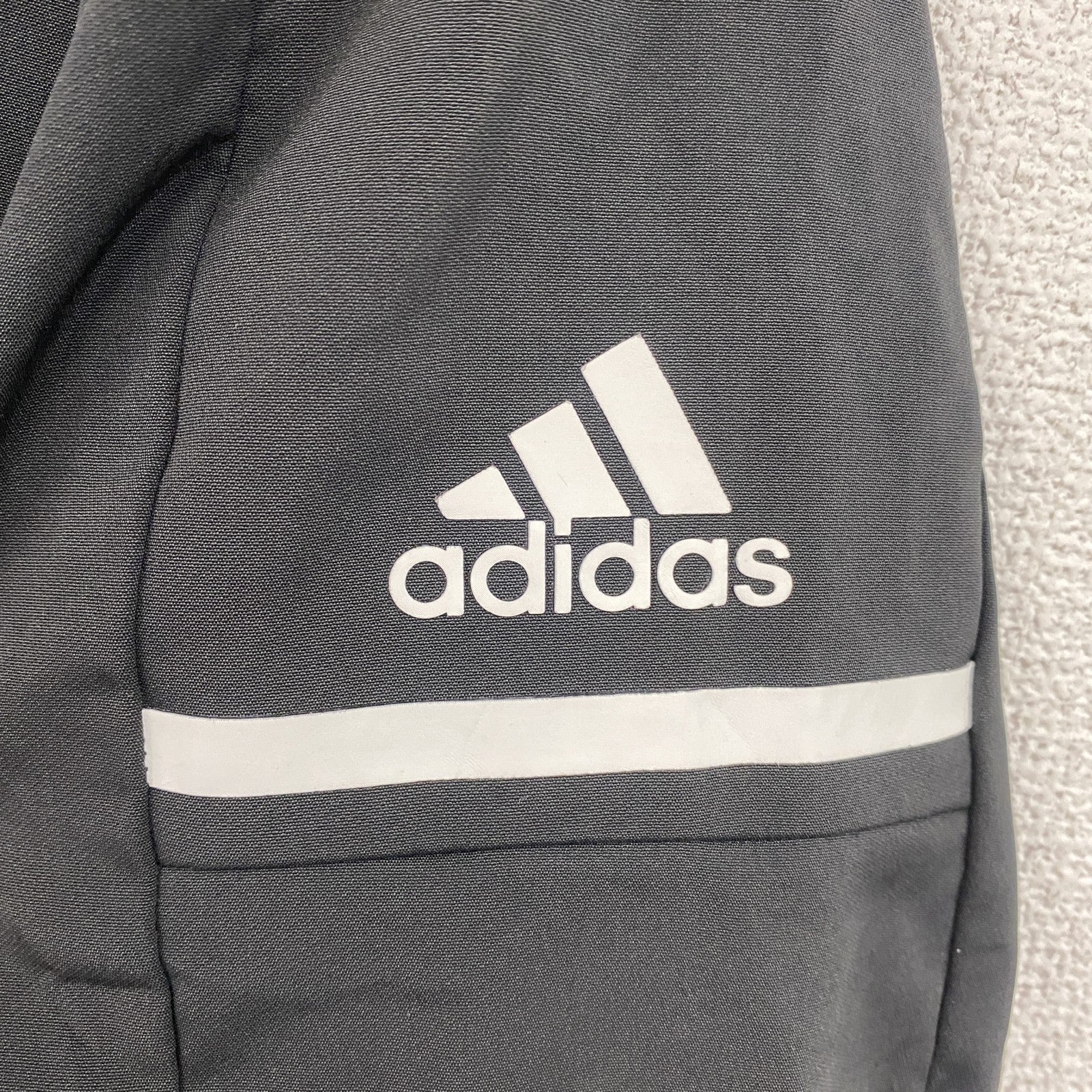 古着 used　adidas　アディダス　ハーフジップナイロンジャケット　黒　ブラック　XSサイズ