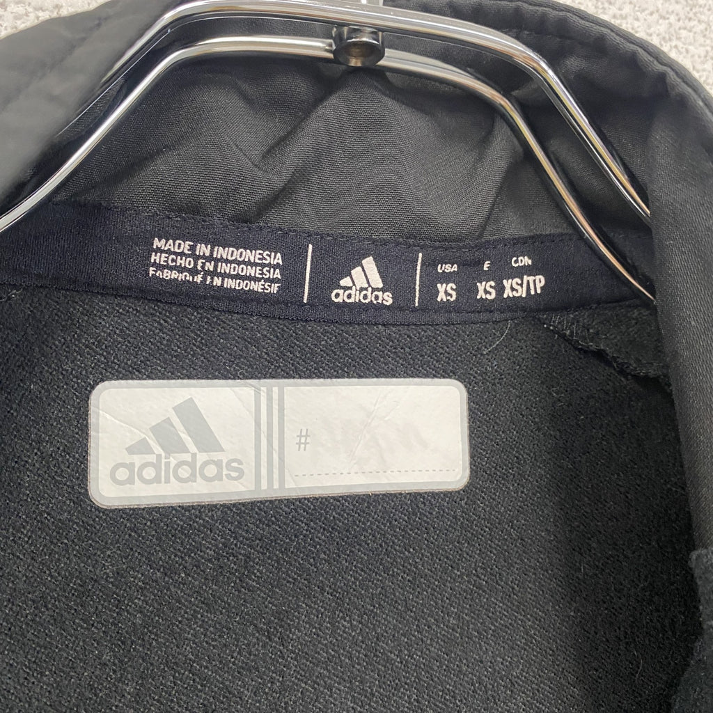 古着 used　adidas　アディダス　ハーフジップナイロンジャケット　黒　ブラック　XSサイズ