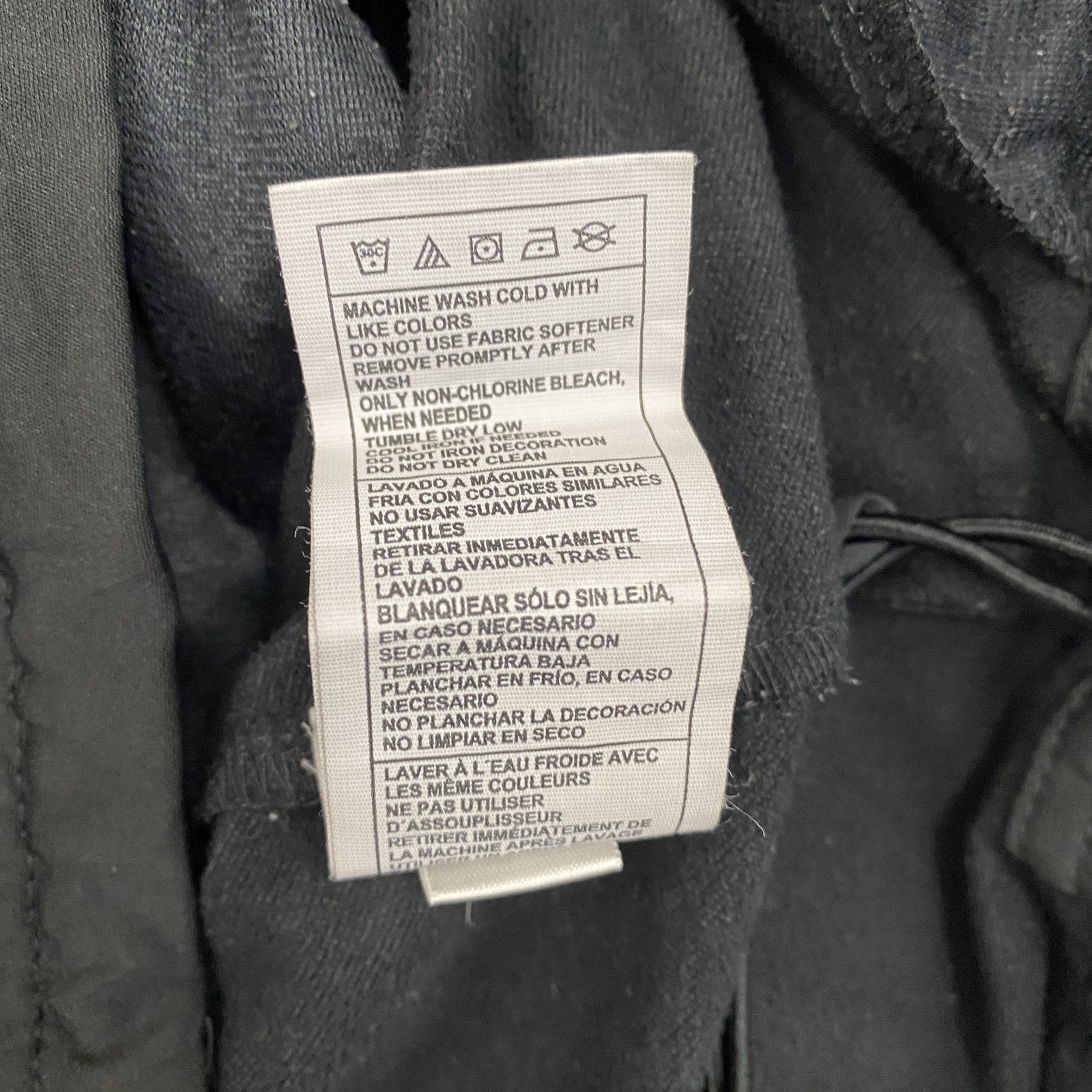 古着 used　adidas　アディダス　ハーフジップナイロンジャケット　黒　ブラック　XSサイズ