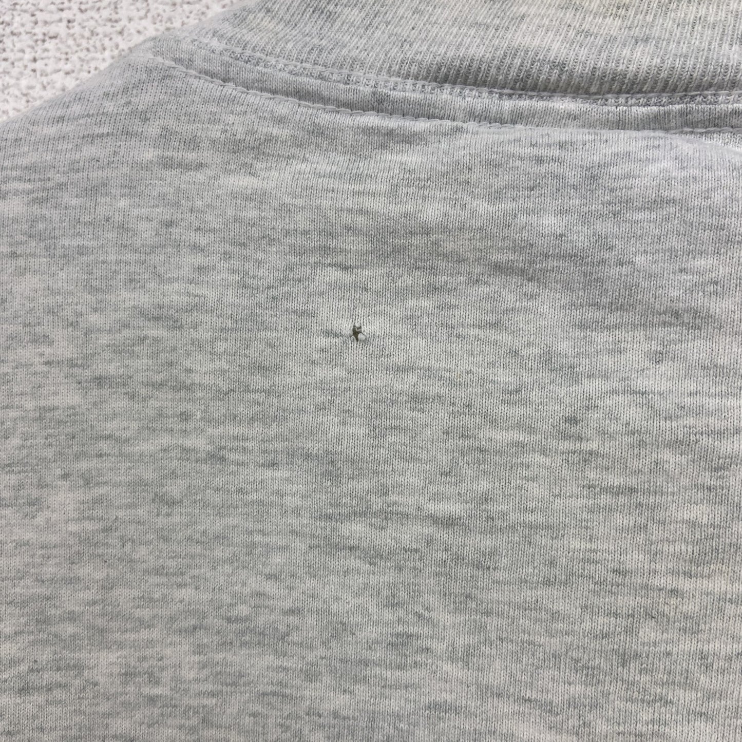 90s　FRUIT OF THE LOOM　フルーツオブザルーム　長袖プリントTシャツ　灰色　グレー　XLサイズ