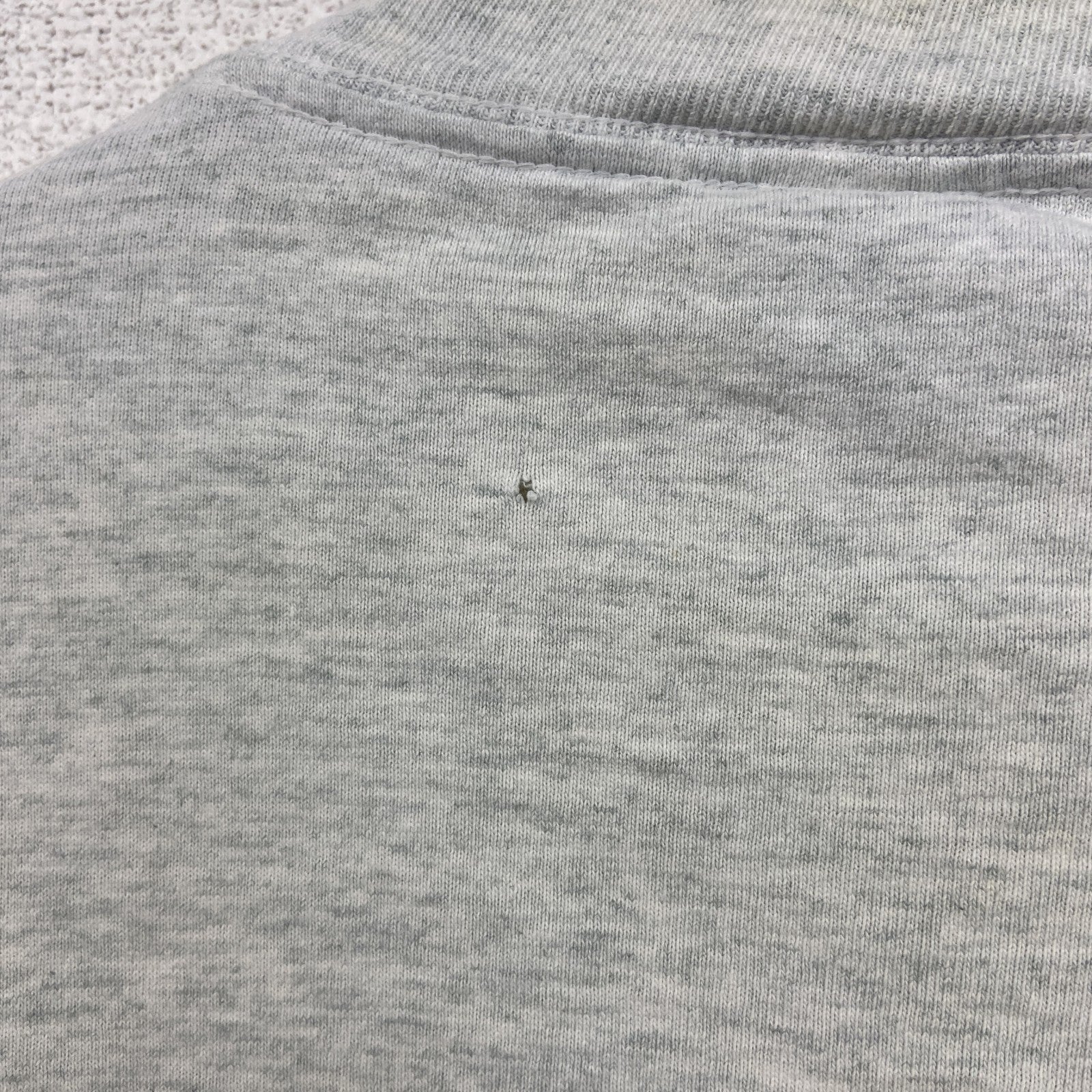 90s　FRUIT OF THE LOOM　フルーツオブザルーム　長袖プリントTシャツ　灰色　グレー　XLサイズ