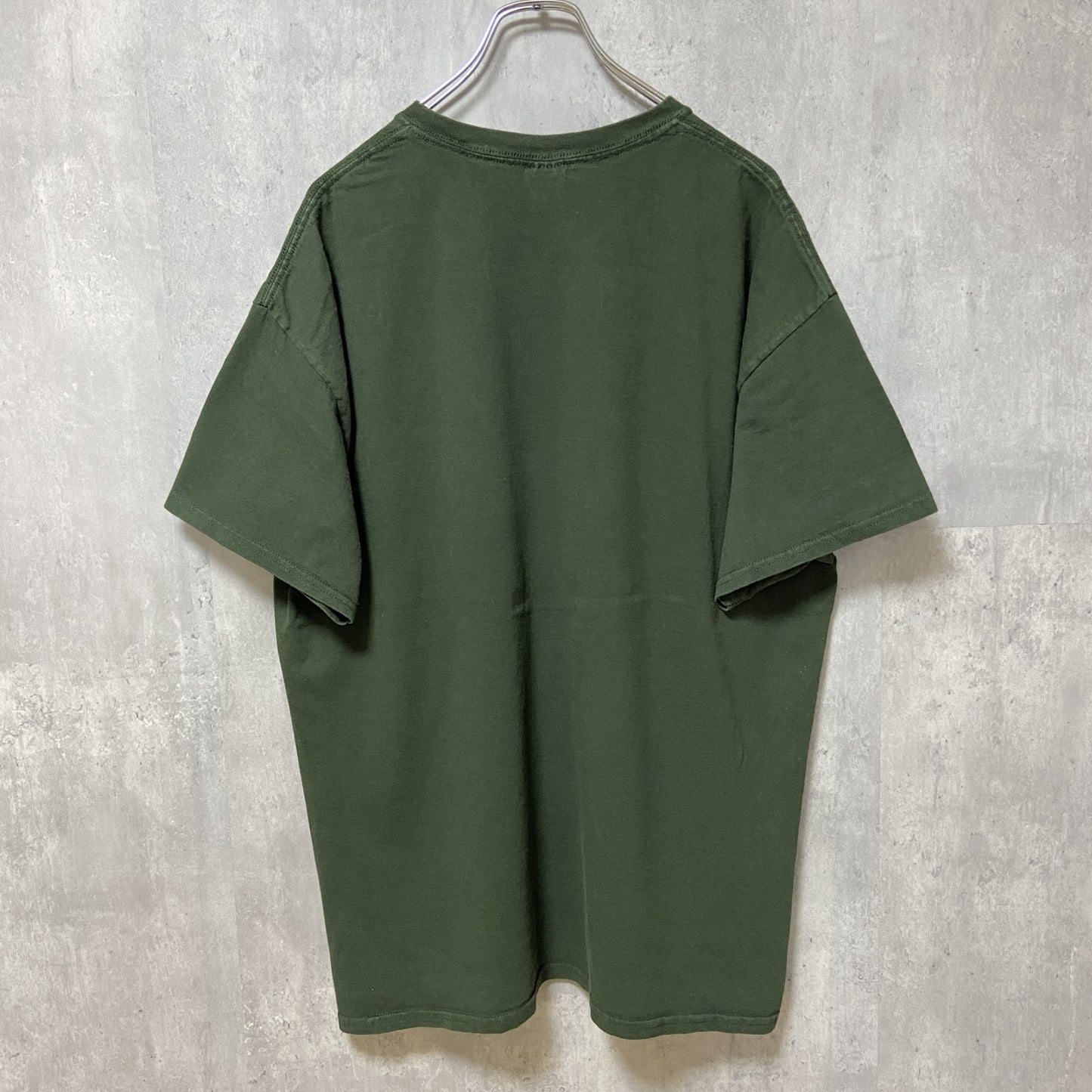 古着 used　GILDAN　NCAA　NATIONAL CHAMPIONS　バスケ　半袖プリントTシャツ　緑　グリーン　スポーツ