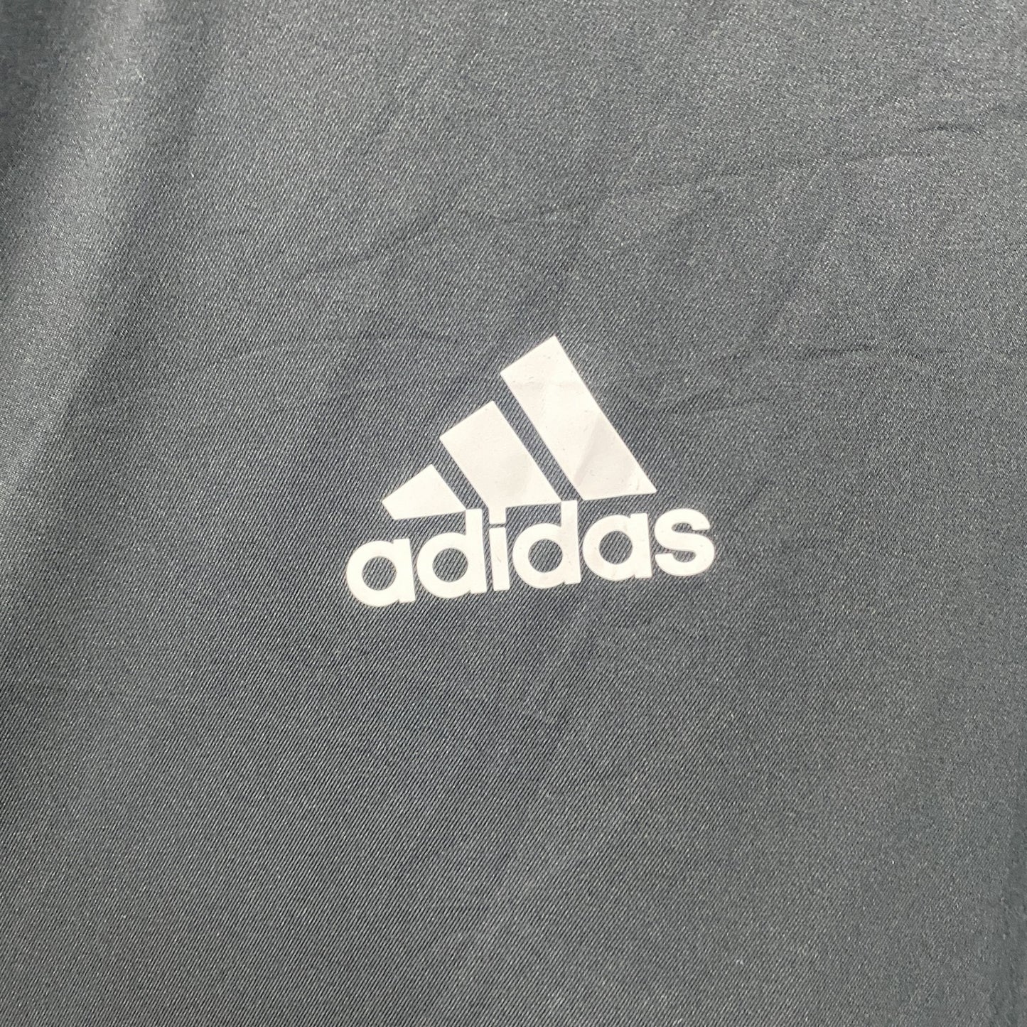 古着 used　adidas　アディダス　プリントナイロンジャケットプルオーバー　黒　ブラック　XLサイズ