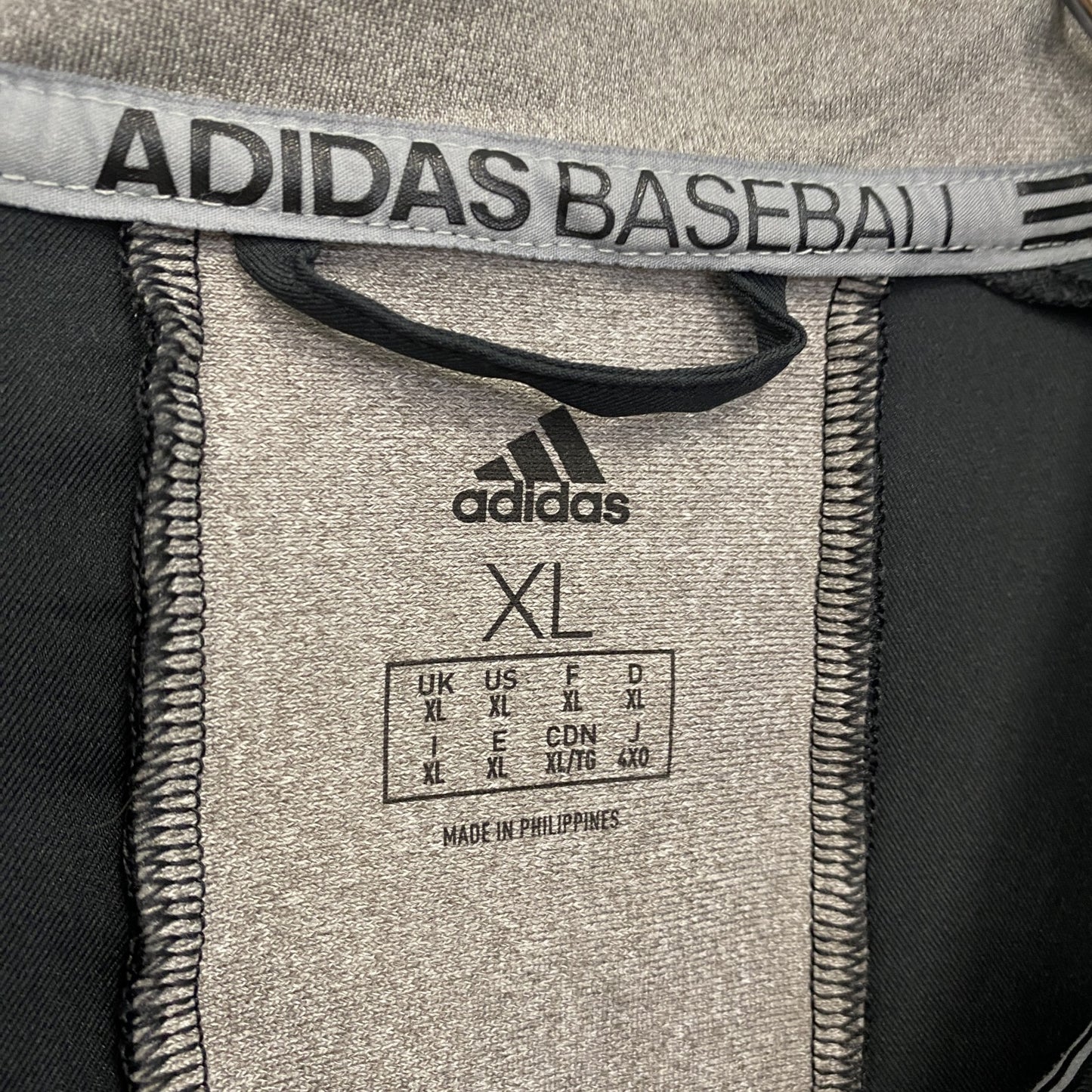 古着 used　adidas　アディダス　プリントナイロンジャケットプルオーバー　黒　ブラック　XLサイズ