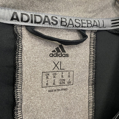 古着 used　adidas　アディダス　プリントナイロンジャケットプルオーバー　黒　ブラック　XLサイズ