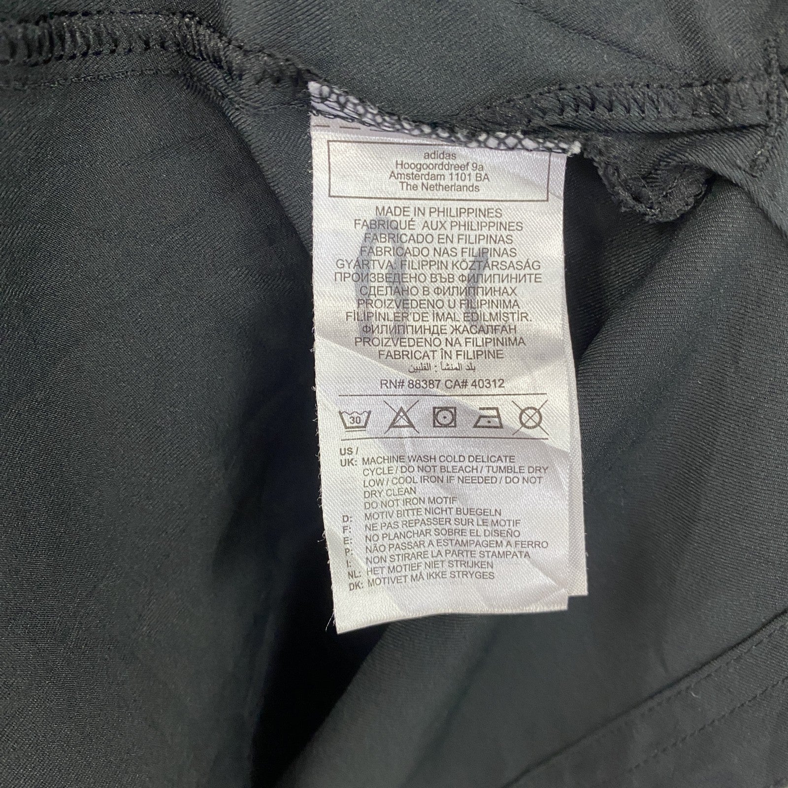 古着 used　adidas　アディダス　プリントナイロンジャケットプルオーバー　黒　ブラック　XLサイズ