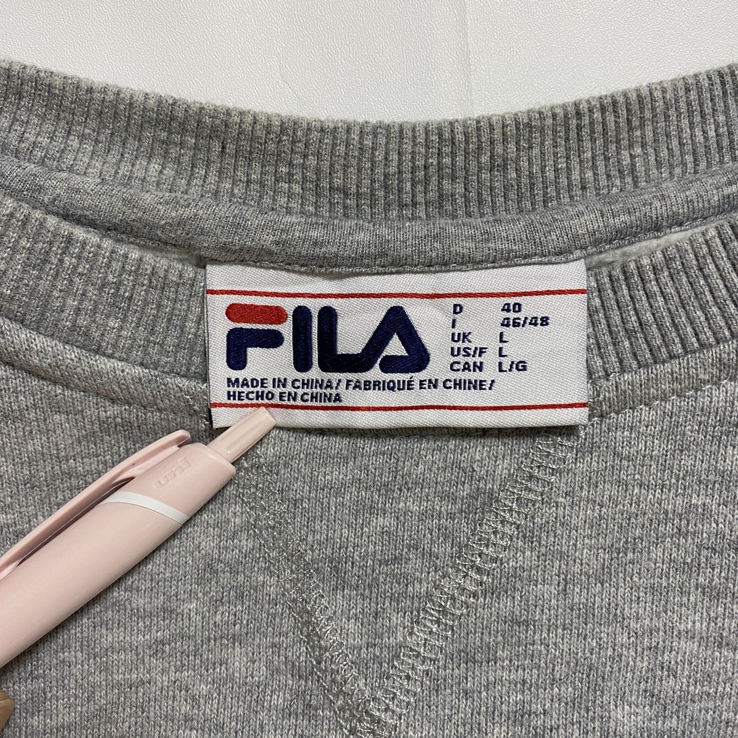 古着 used　FILA　フィラ　長袖クルーネックスウェット　トレーナー　ワンポイント刺　グレー　秋冬服　Lサイズ