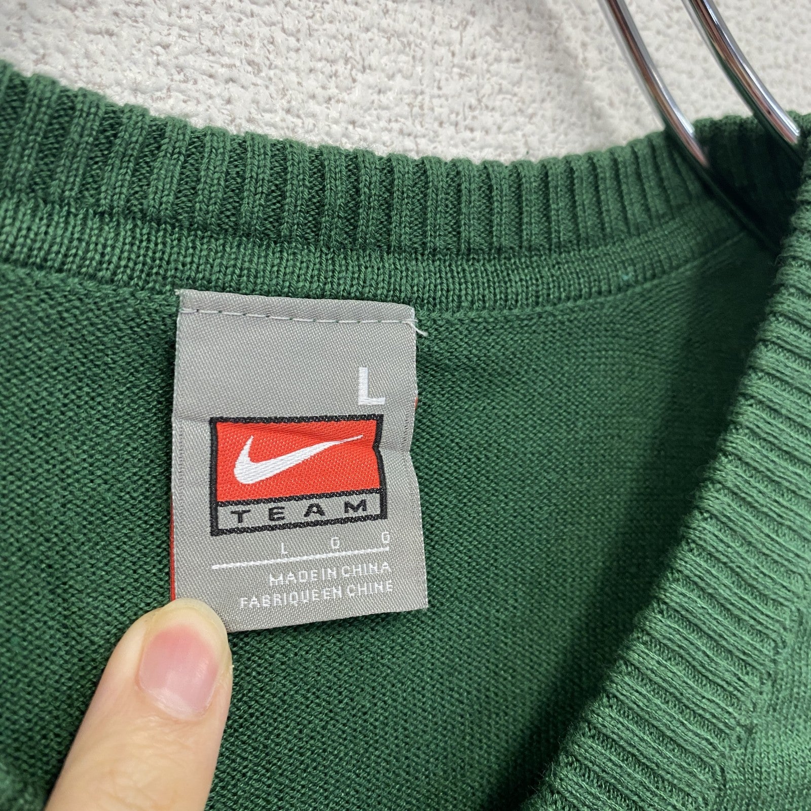 NIKE　ナイキ　TEAM　ニットベスト　スウッシュロゴ　緑　グリーン　Lサイズ
