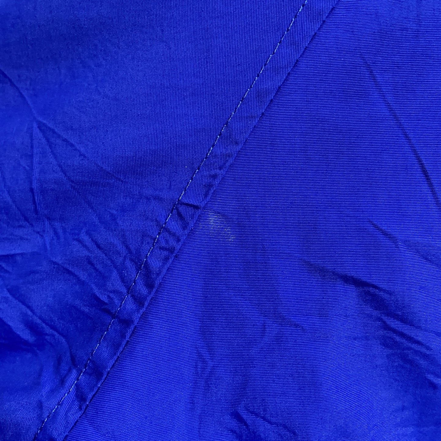 古着 used　DEVON&JONES　長袖ハイネックブルゾン　ワンポイント刺繍ジャケット　アメリカ　フランス　国旗　青　Lサイズ